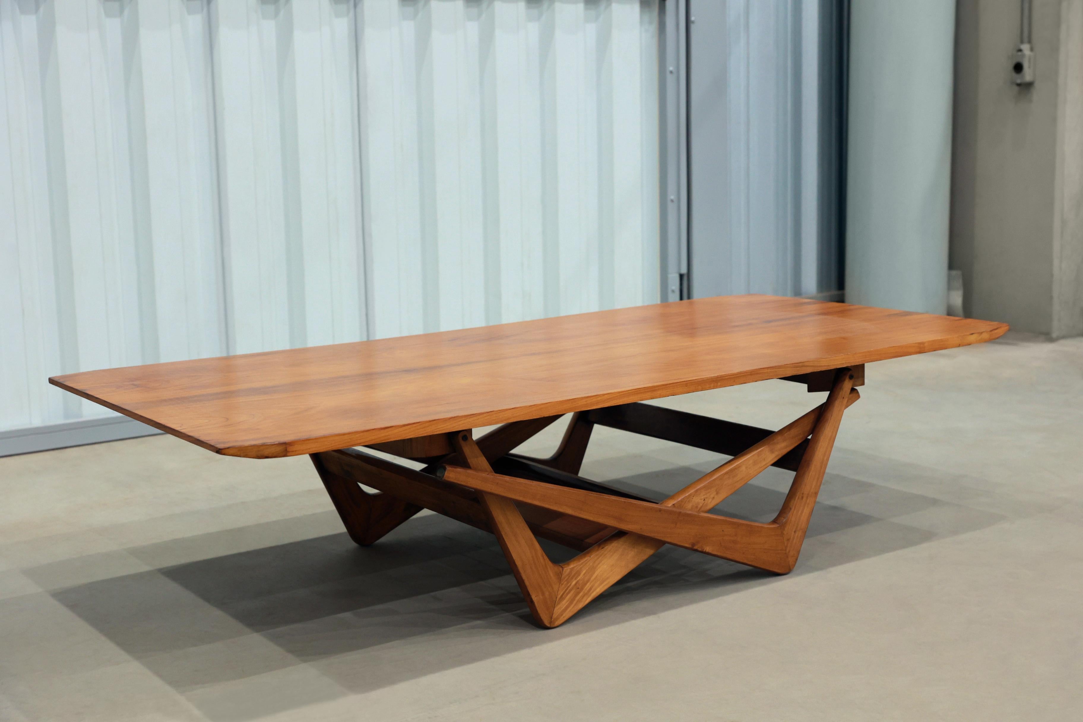 Brésilien Table de salle à manger et table basse pliable moderne brésilienne en bois dur, Carlo Hauner Brésil