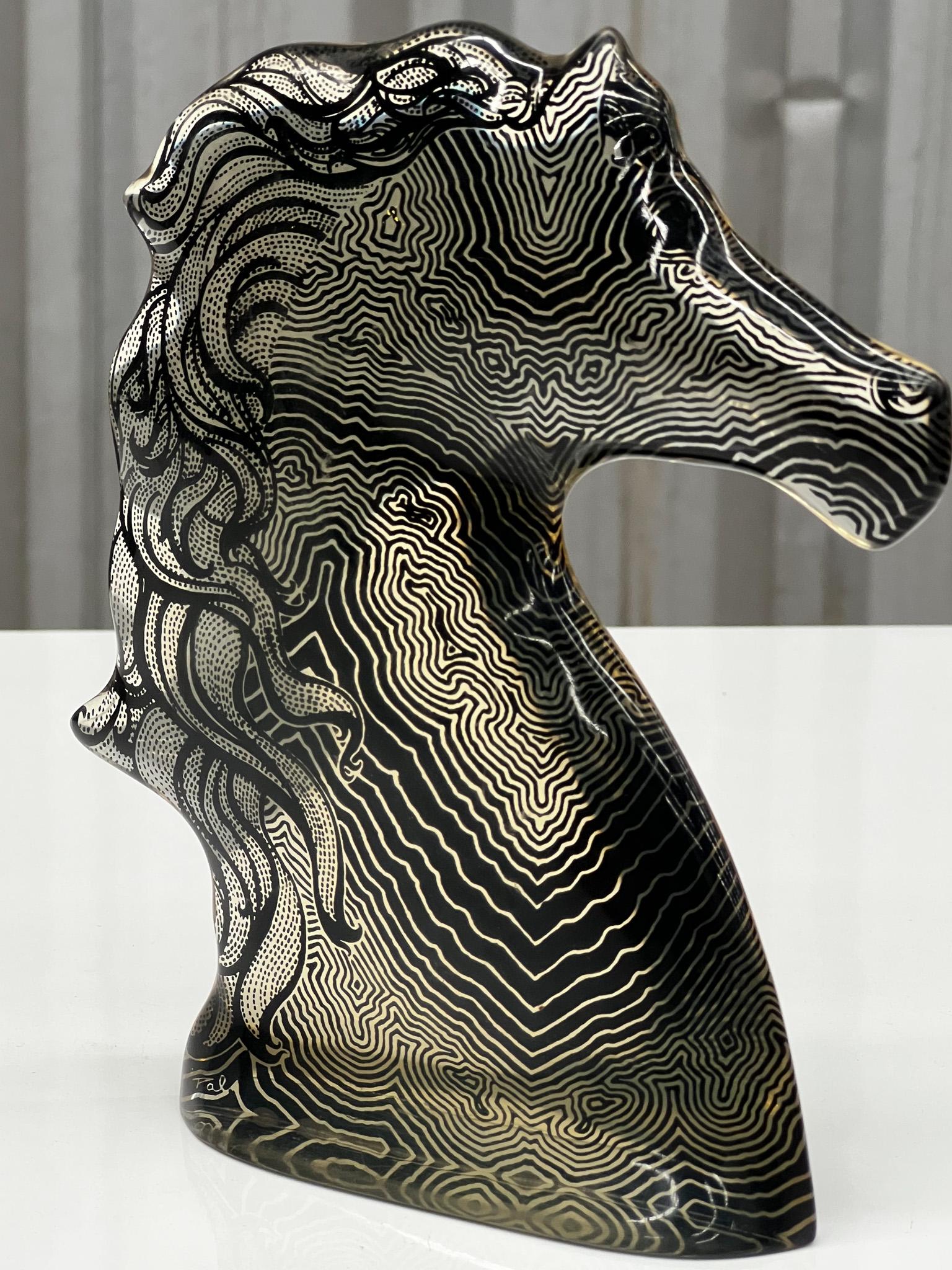 Brazilian Modern Kinetic Sculpture of a Horse in Resin, Abraham Palatinik, 1960s For Sale 1