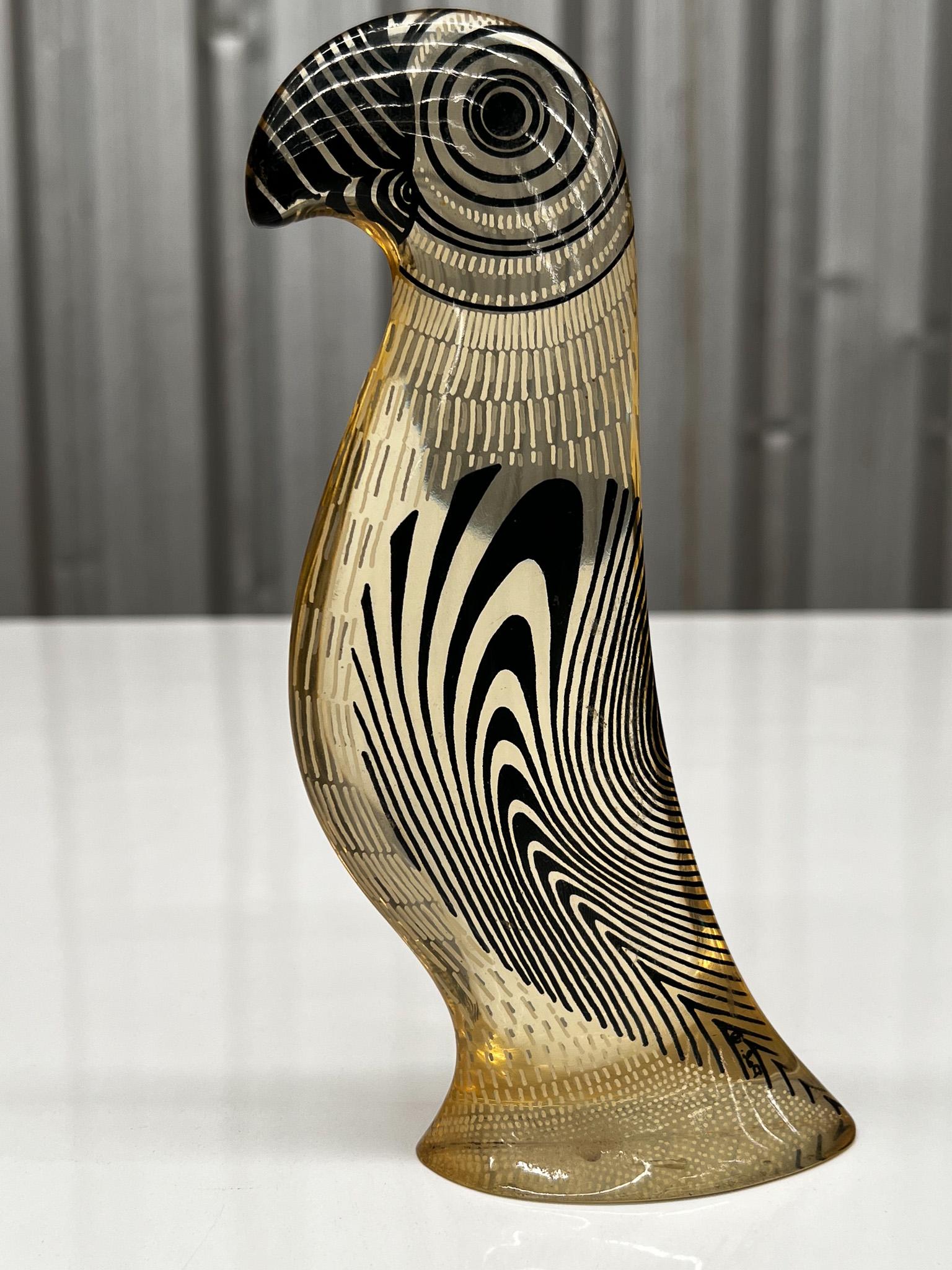 Brazilian Modern Kinetic Sculpture of a Parrot in Resin, Abraham Palatinik, 1960 2