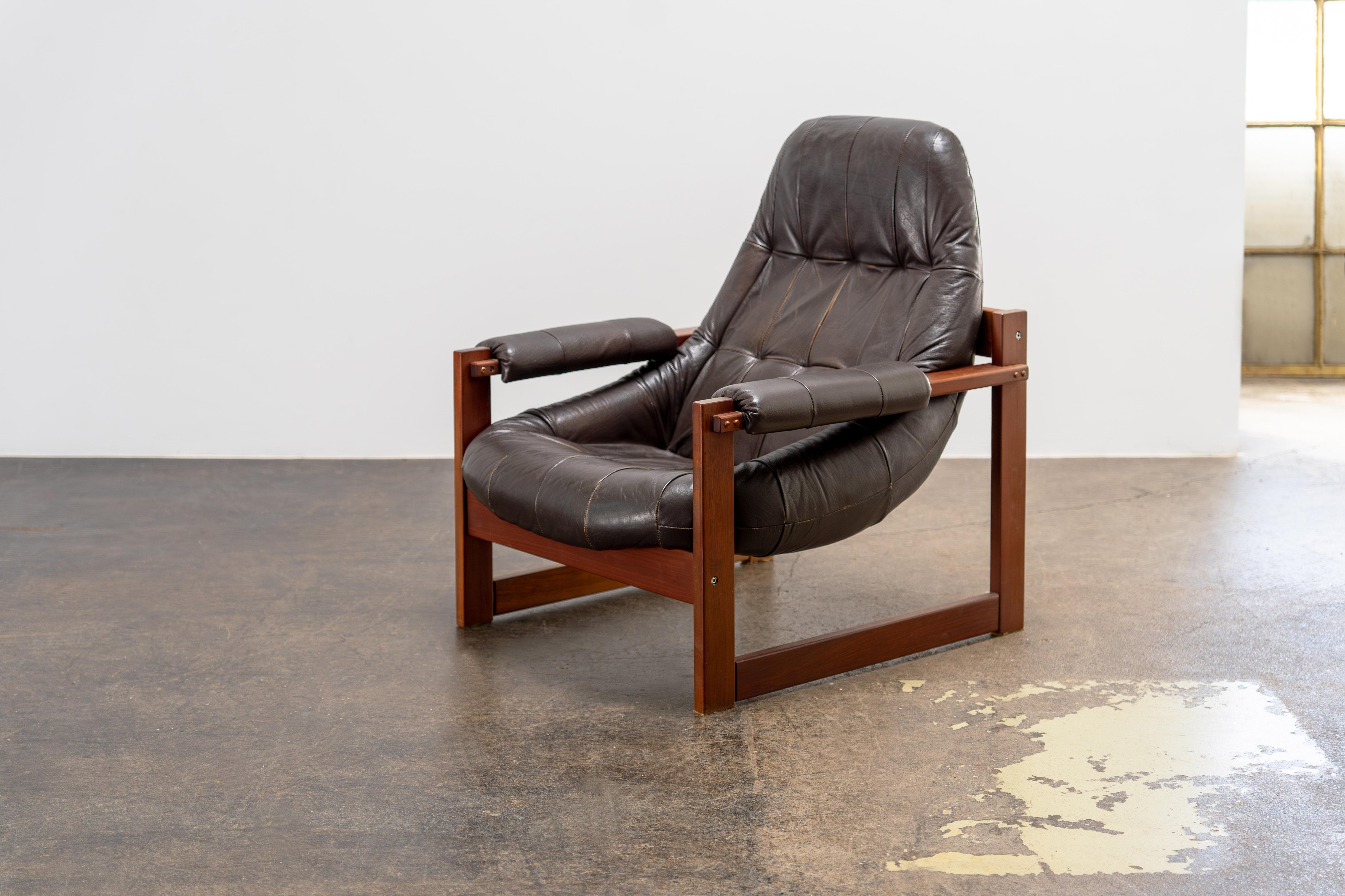Brazilian Modern Leather Sofas and Lounge Chair by Percival Lafer Brazil, 1970s For Sale 6