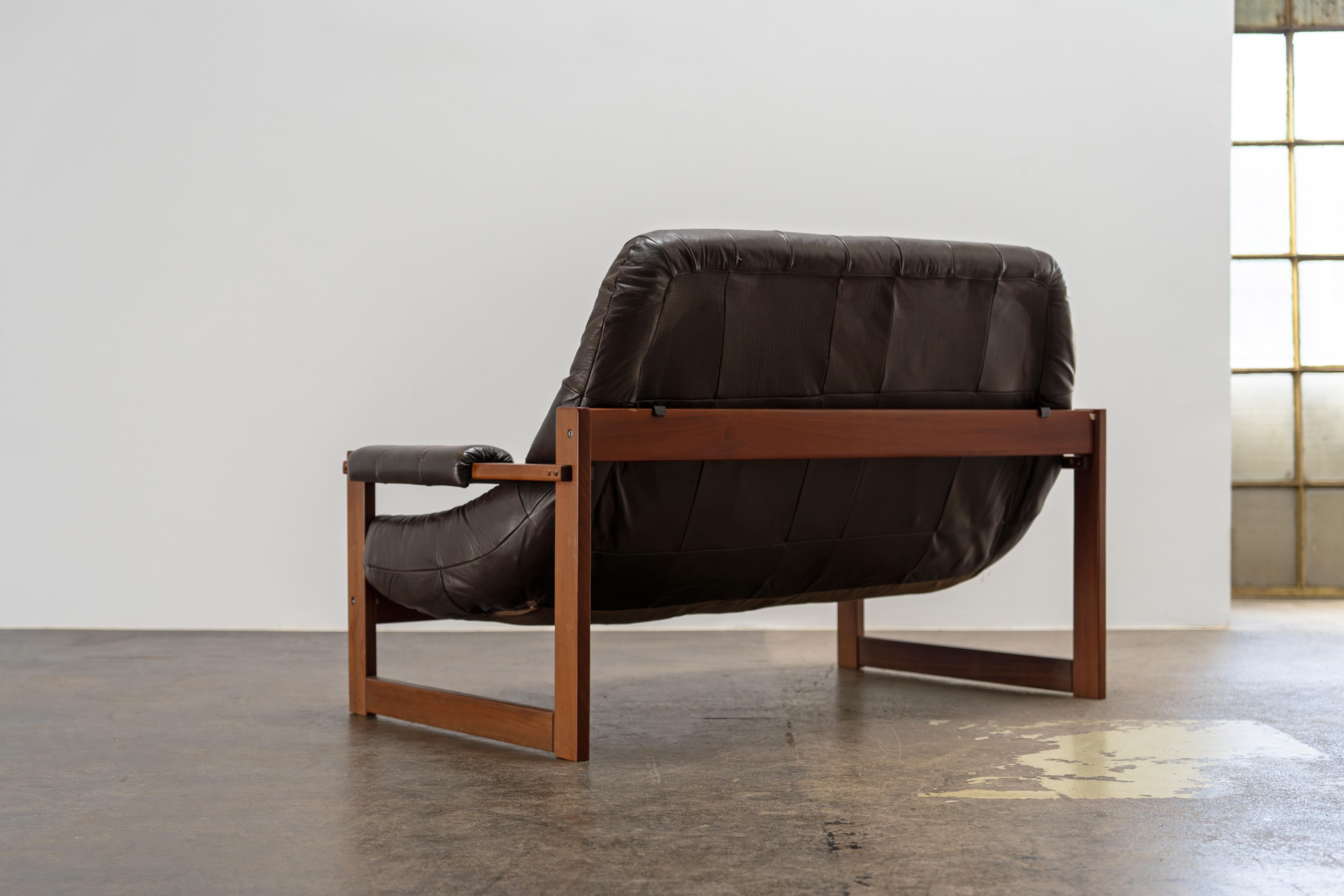 Brazilian Modern Leather Sofas and Lounge Chair by Percival Lafer Brazil, 1970s For Sale 12