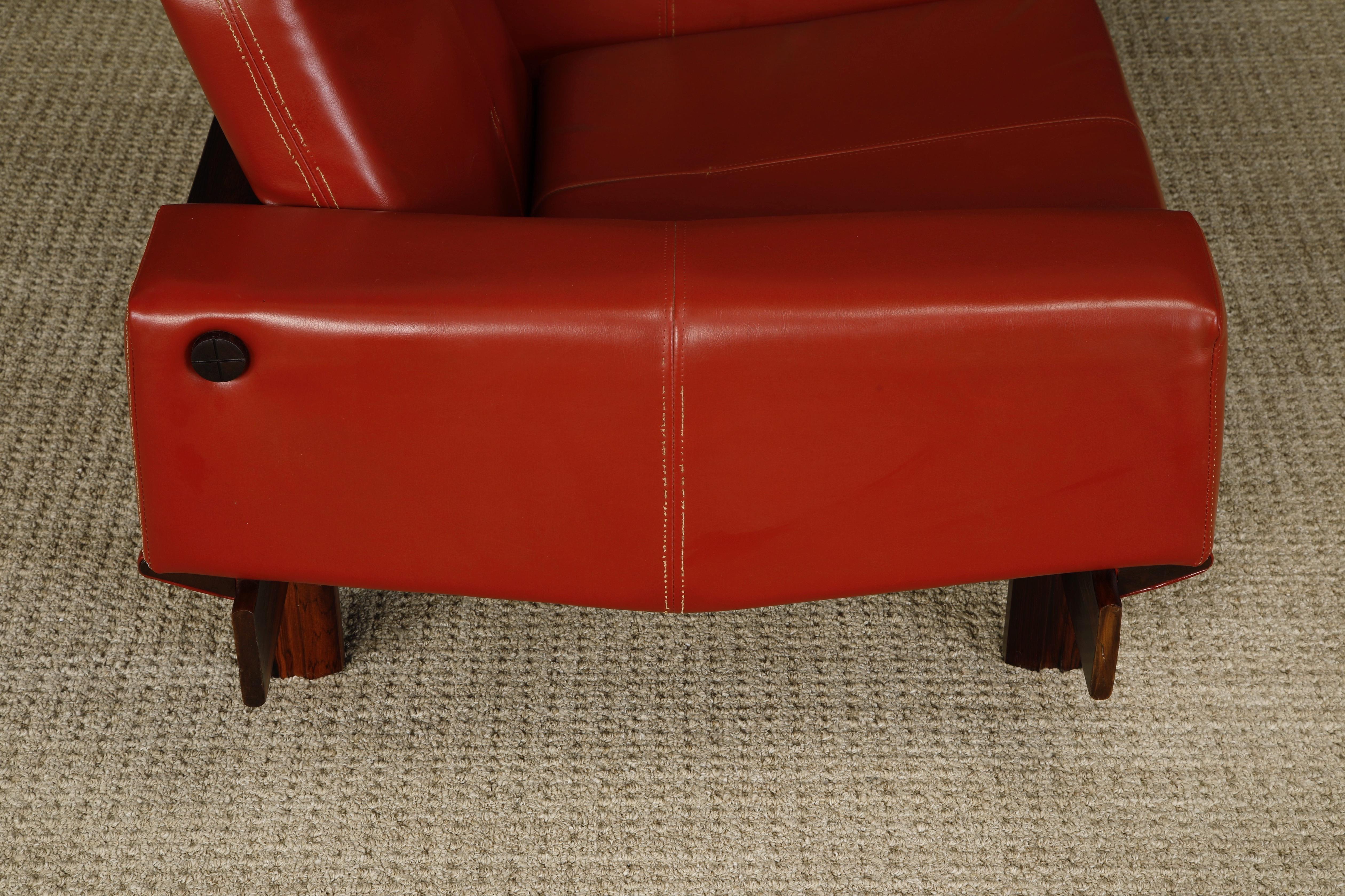 Brazilian Modern Lounge Chairs in Exotic Jacaranda by Móveis Cimo, 1960s, Signed For Sale 7