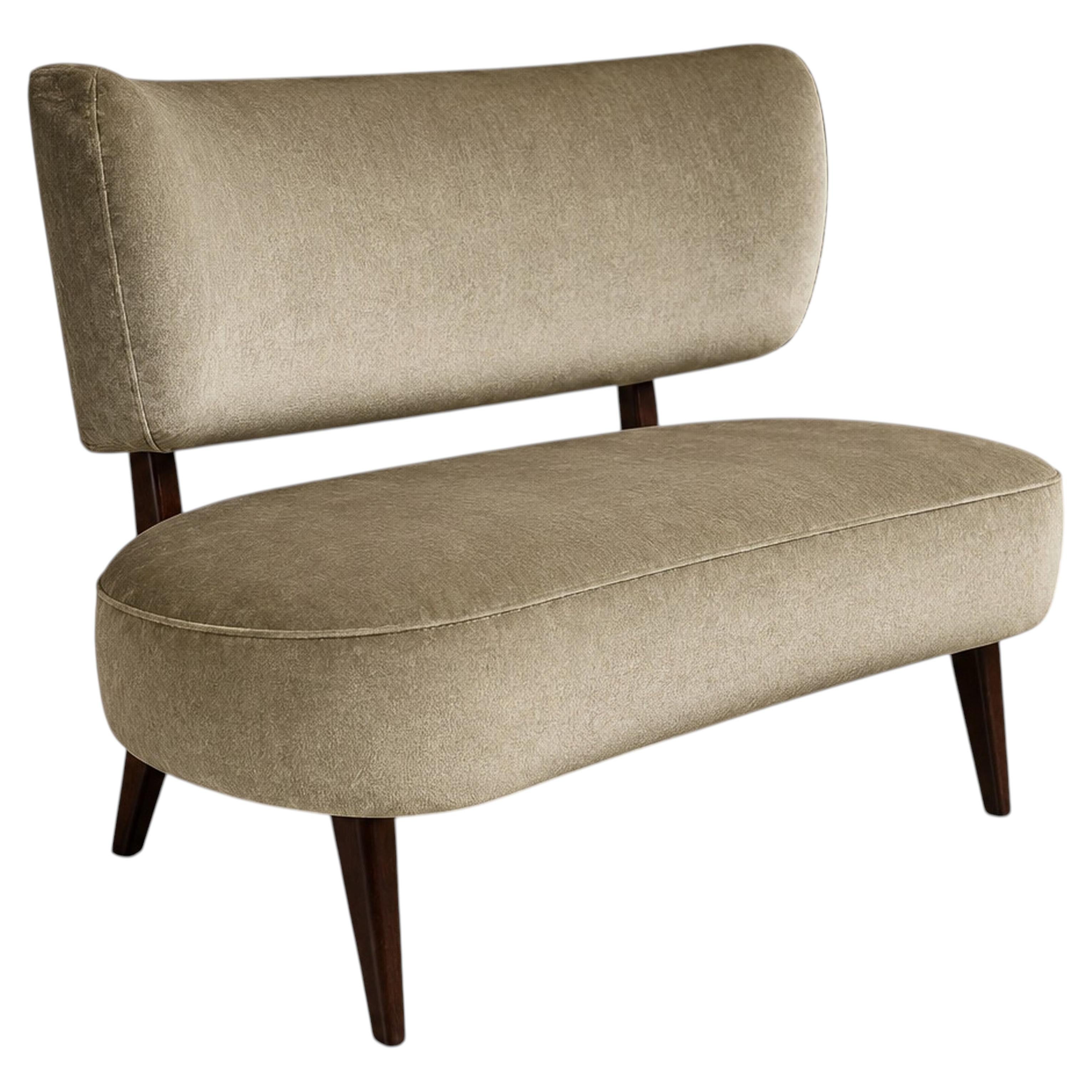 Who named the settee?