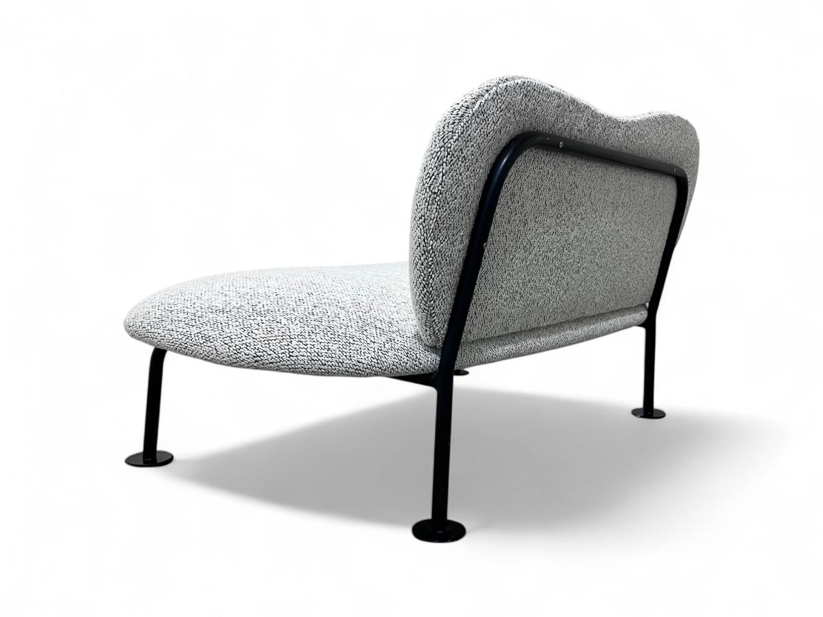Loveseat Moderno Brasileño de Forma Orgánica en Hierro y Boucle Gris, c. 1950 en venta 7