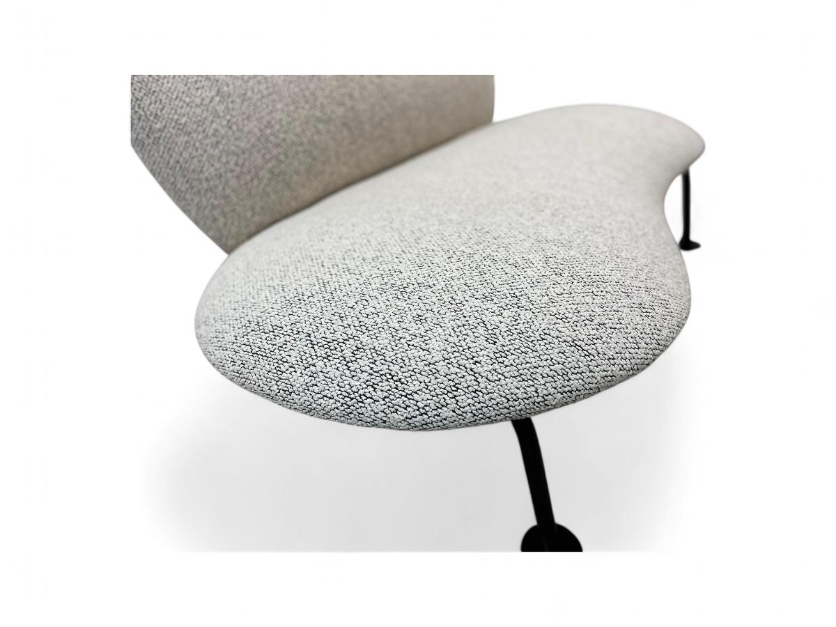 Loveseat Moderno Brasileño de Forma Orgánica en Hierro y Boucle Gris, c. 1950 en venta 8