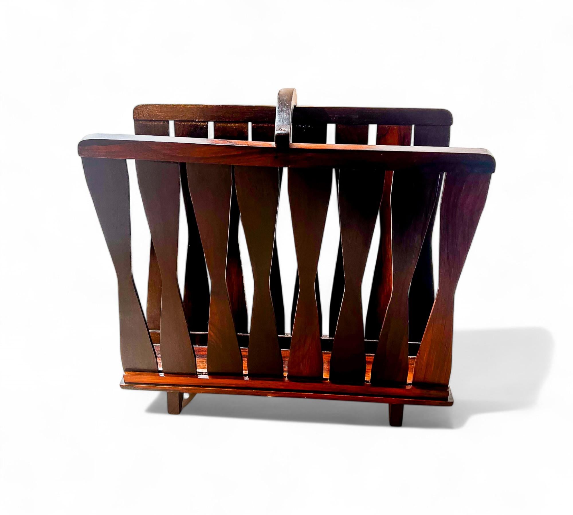 Brazilian Modern Magazine Rack in Hardwood, Brazil, 1960s For Sale 1