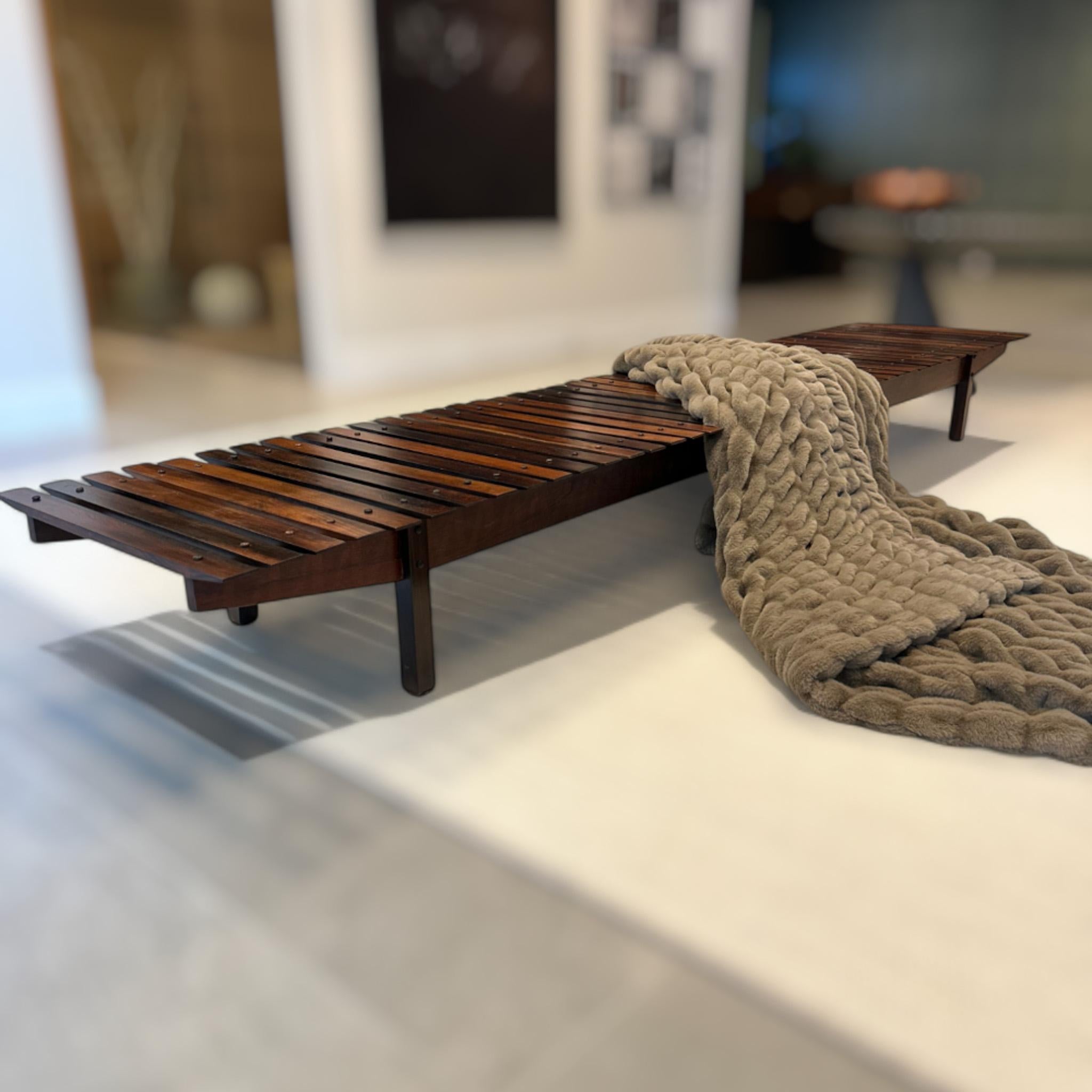 Brazilian Modern Mucki Bench in Hardwood by Sergio Rodrigues, c. 1960 4