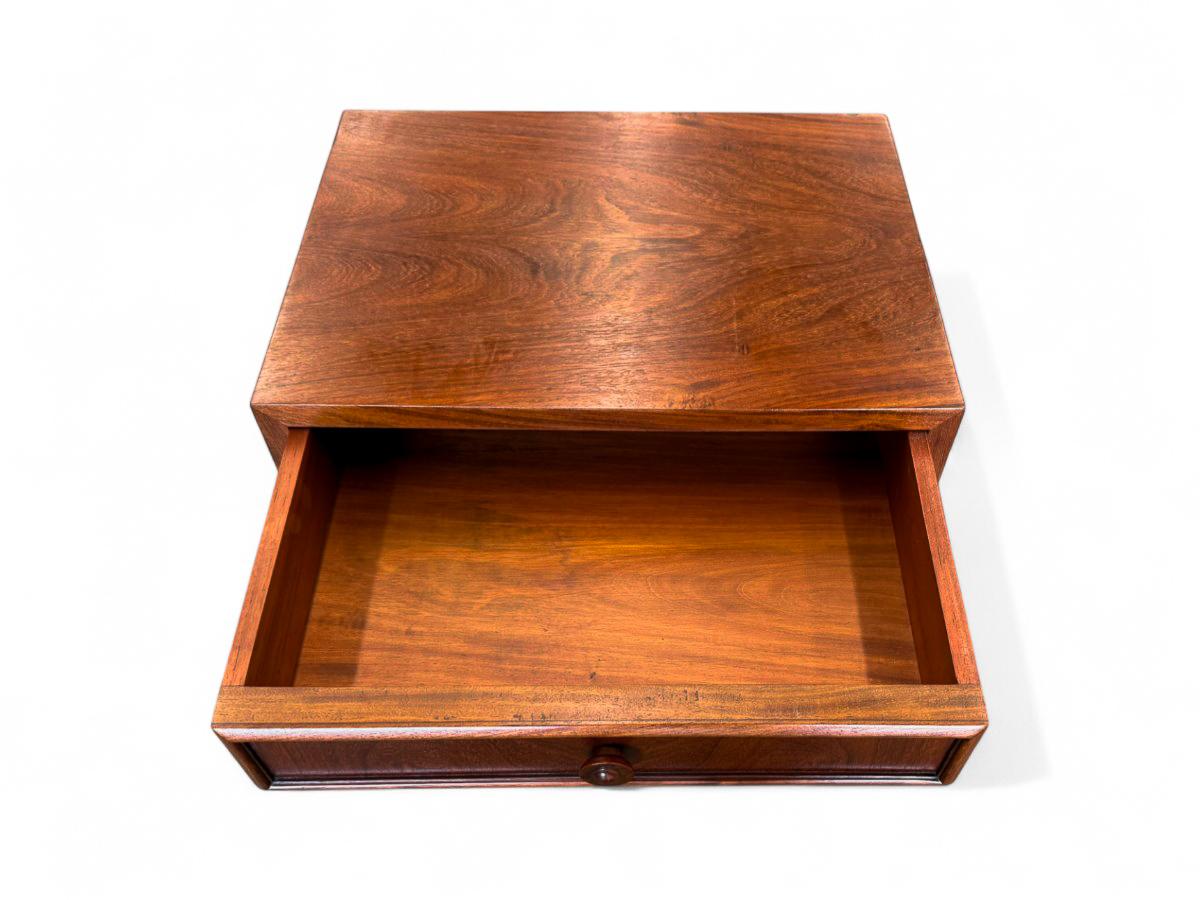 Comodini moderni brasiliani con cassetto in legno duro, Tepperman, anni '50, Brasile in vendita 10