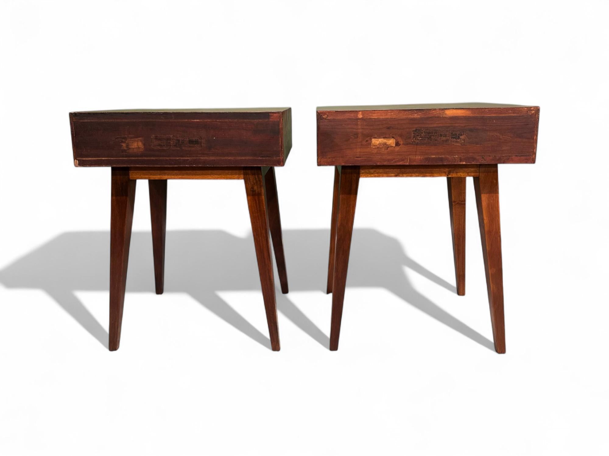Tables de chevet modernes brésiliennes avec tiroir en bois dur, Tepperman, années 1950, Brésil en vente 3