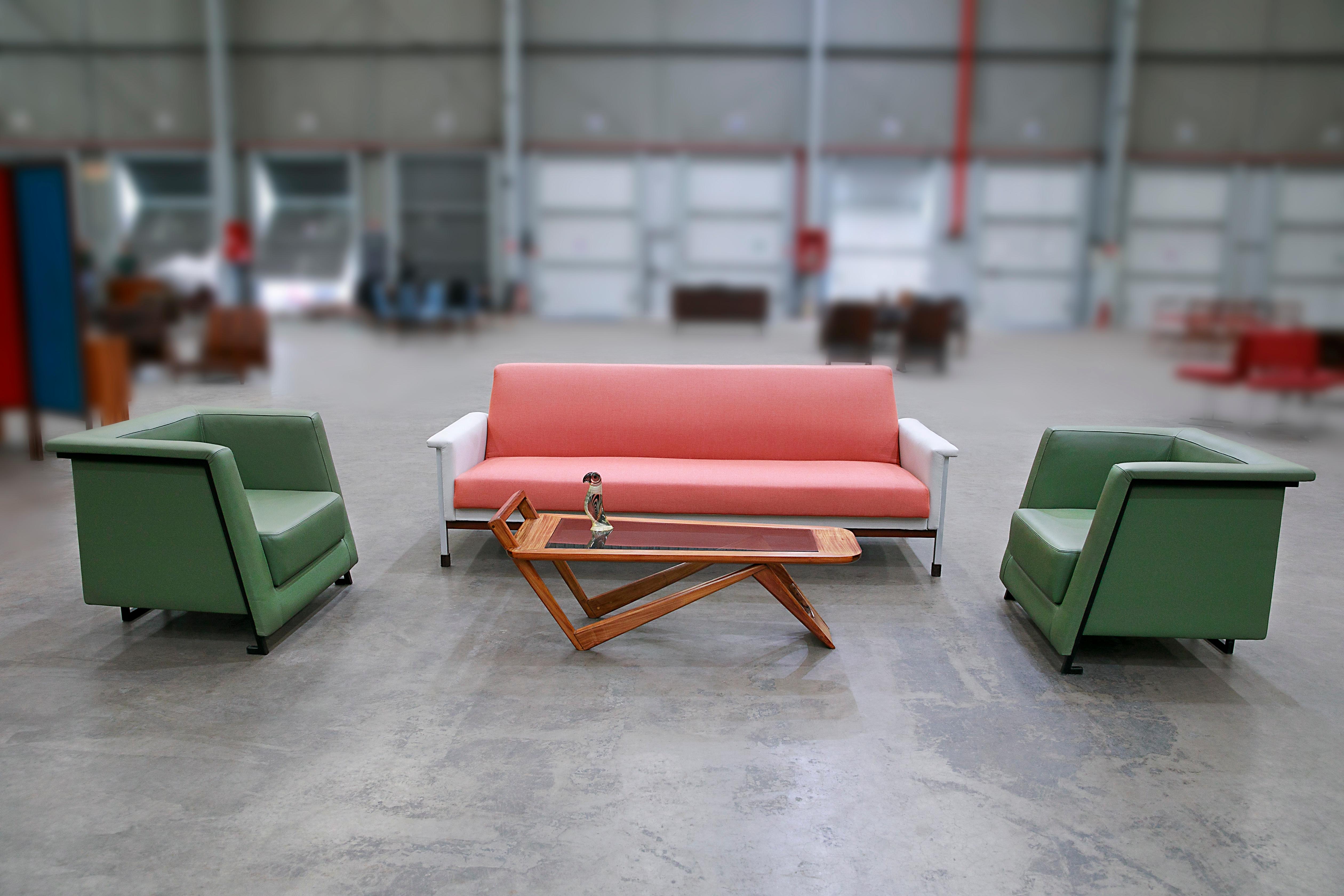 Brazilian Modern Pair of Armchairs in Green Leather, Geraldo de Barros, c. 1970s For Sale 4