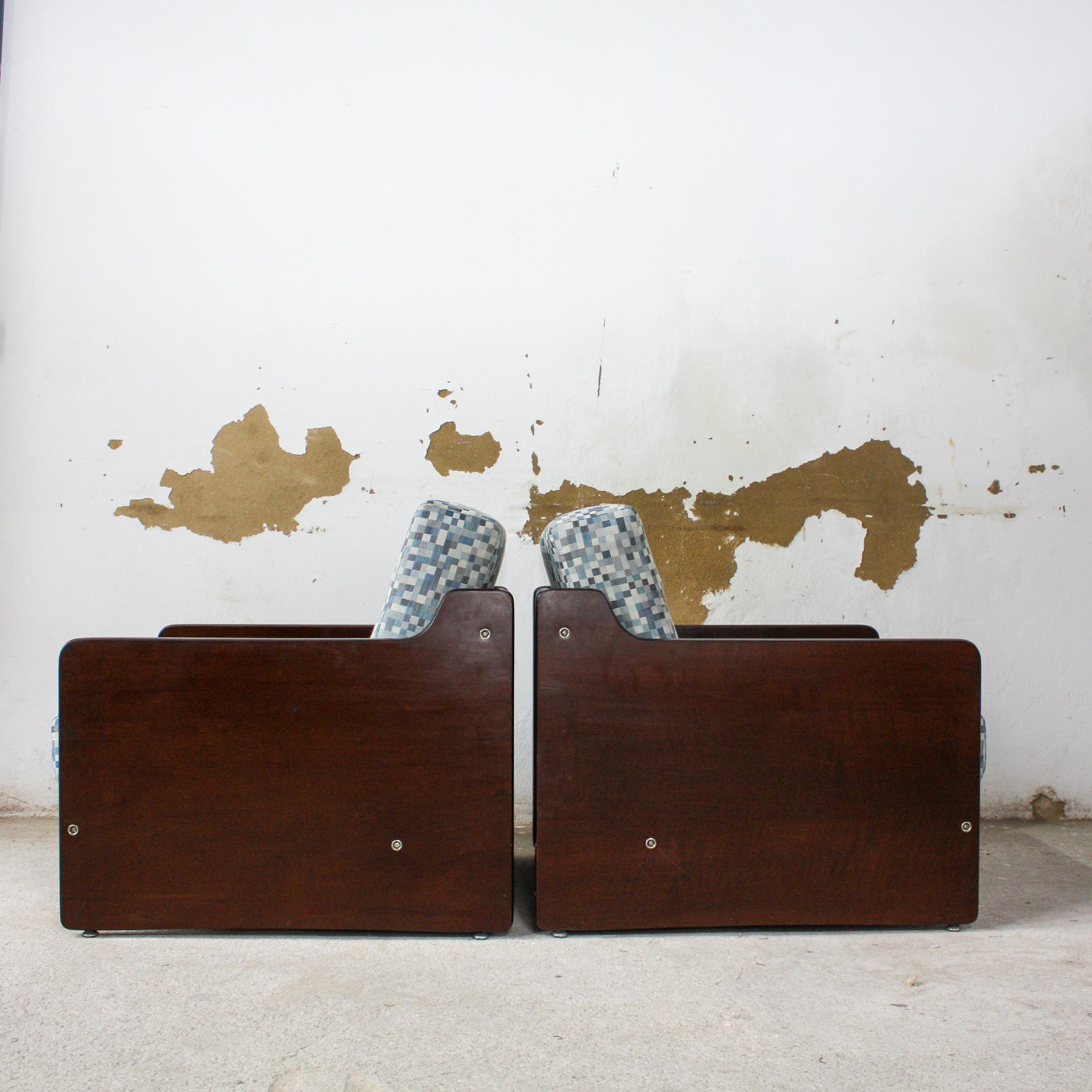 Brazilian Modern Pair of Armchairs in Wood & Fabric, Geraldo de Barros, 1970s For Sale 6