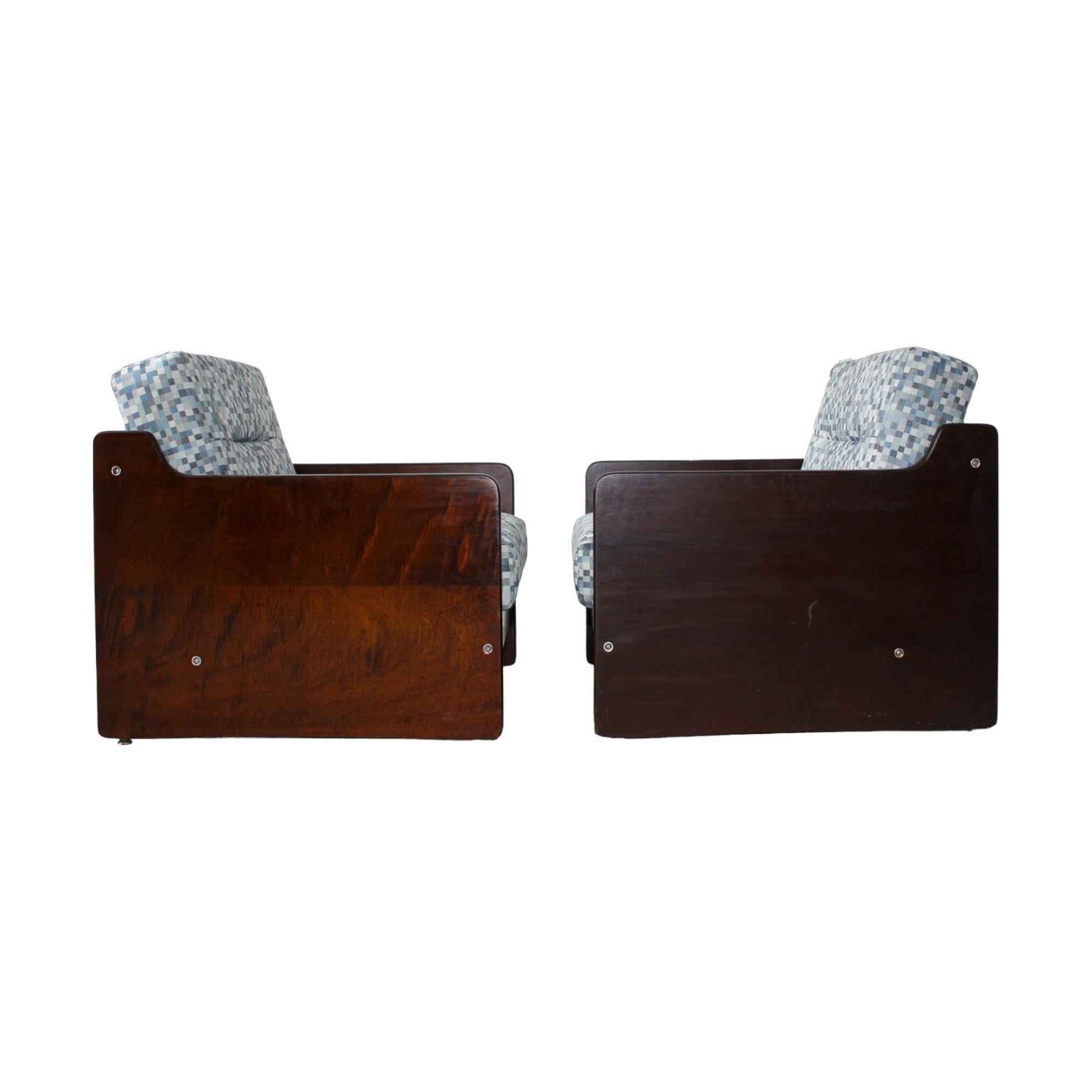Mid-Century Modern Brazilian Modern Pair of Armchairs in Wood & Fabric, Geraldo de Barros, 1970s For Sale