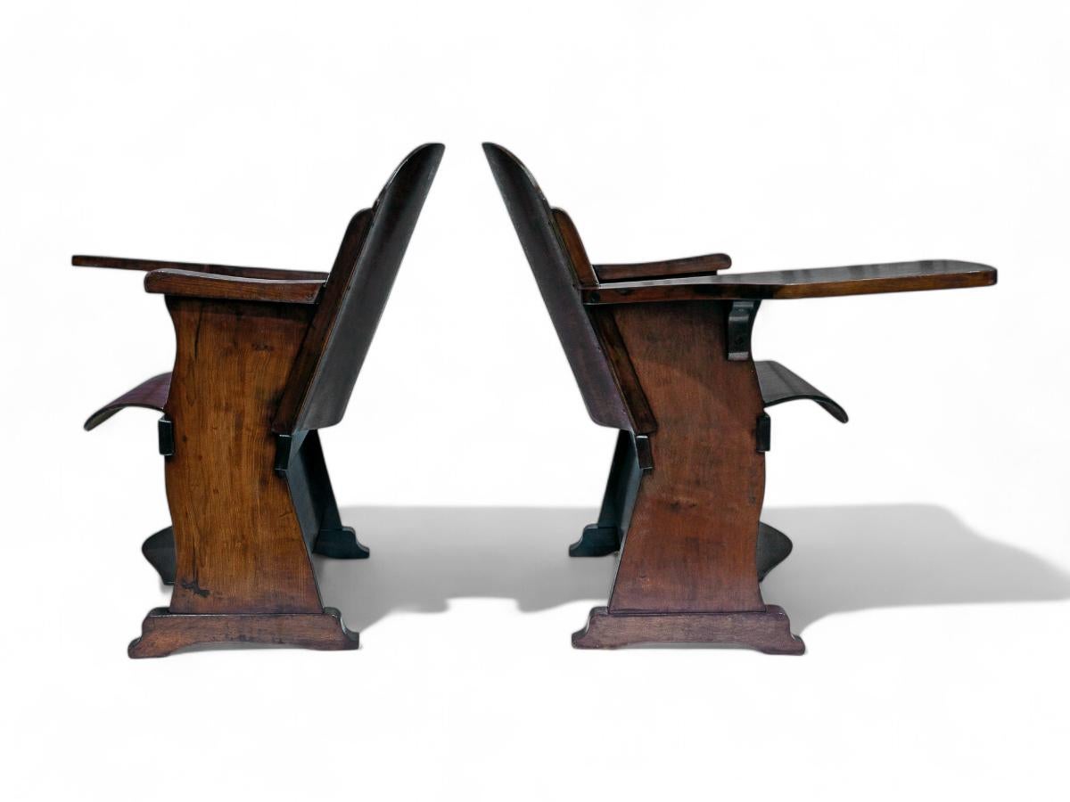 Bois cintré Paire de fauteuils d'auditorium modernes brésiliens en bentwood, A.I.Cimo, c. 1950s en vente