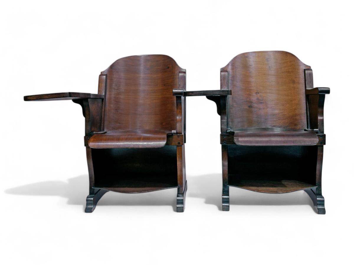 Paire de fauteuils d'auditorium modernes brésiliens en bentwood, A.I.Cimo, c. 1950s en vente 4