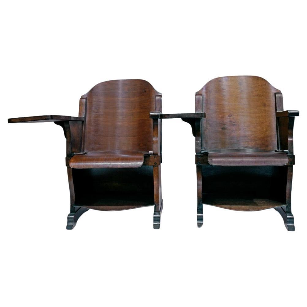 Mid-Century Modern Paire de fauteuils d'auditorium modernes brésiliens en bentwood, A.I.Cimo, c. 1950s en vente
