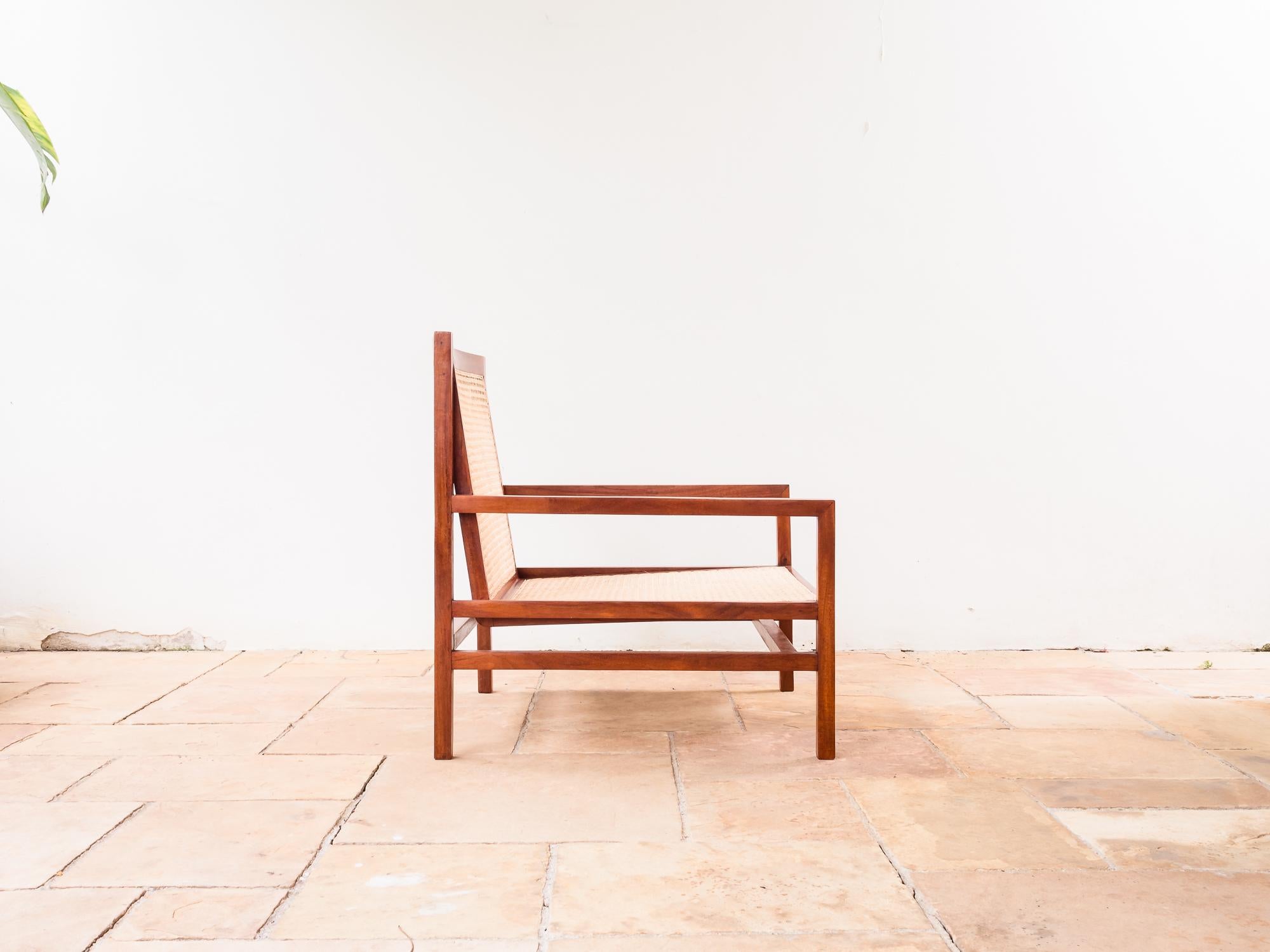 20th Century Brazilian Modern Pair of Cane Lounge Chairs by Joaquim Tenreiro, Early 1960s