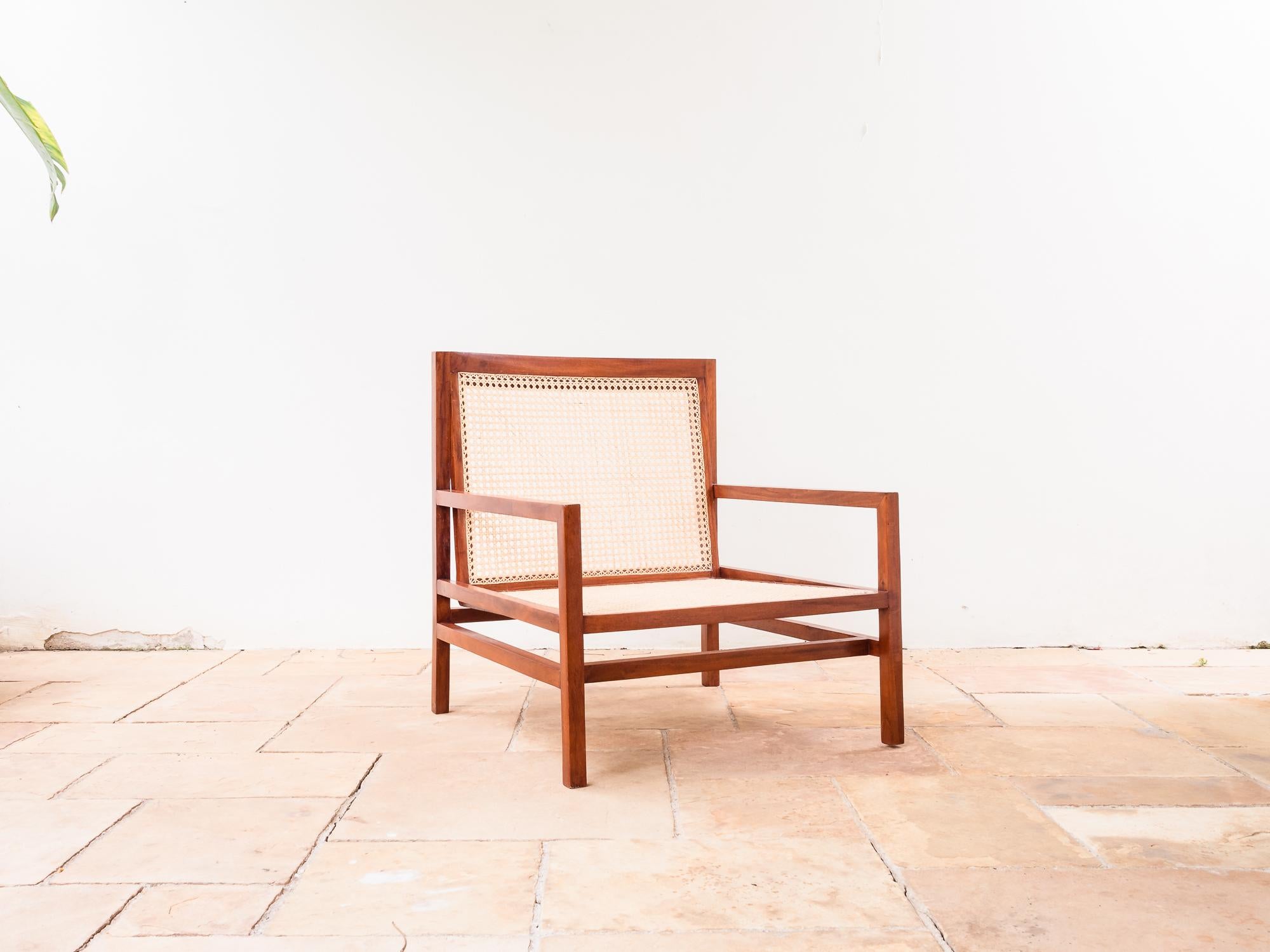 Brazilian Modern Pair of Cane Lounge Chairs by Joaquim Tenreiro, Early 1960s 1