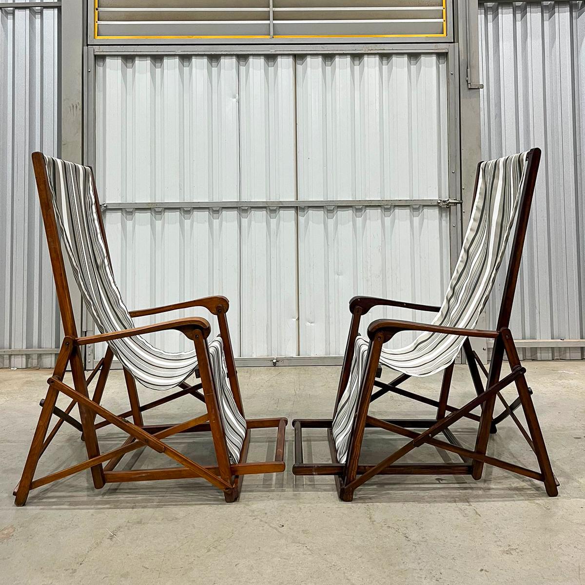 Paire de chaises longues modernes brésiliennes en bois dur et tissu par Lucio Costa 1950 en vente 2