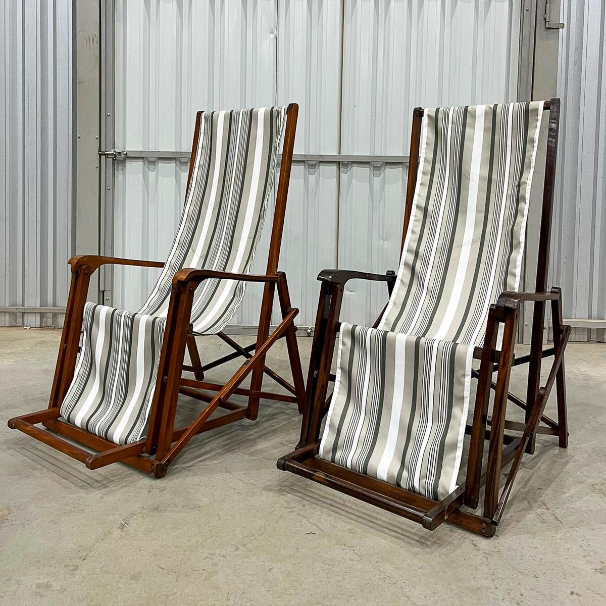 Paire de chaises longues modernes brésiliennes en bois dur et tissu par Lucio Costa 1950 en vente 3