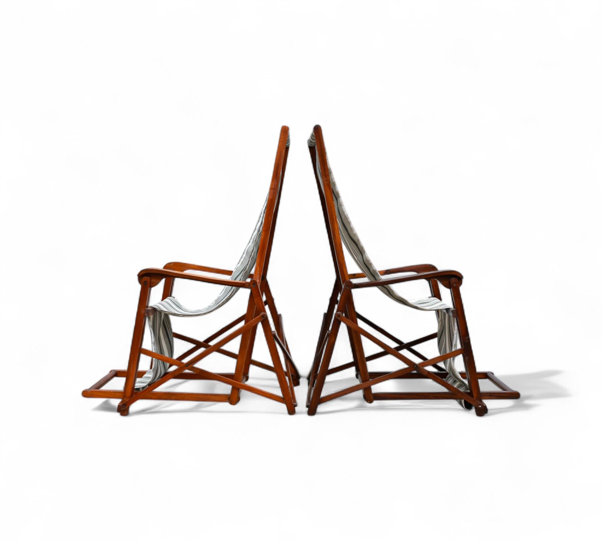 Mid-Century Modern Brazilian Modern Pair of Chaise Lounges in Hardwood & Fabric by Lucio Costa 1950 For Sale