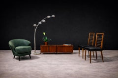 Brazilian Modern Pair of Concha Armchairs in Green Suede, Joaquim Tenreiro, 1960