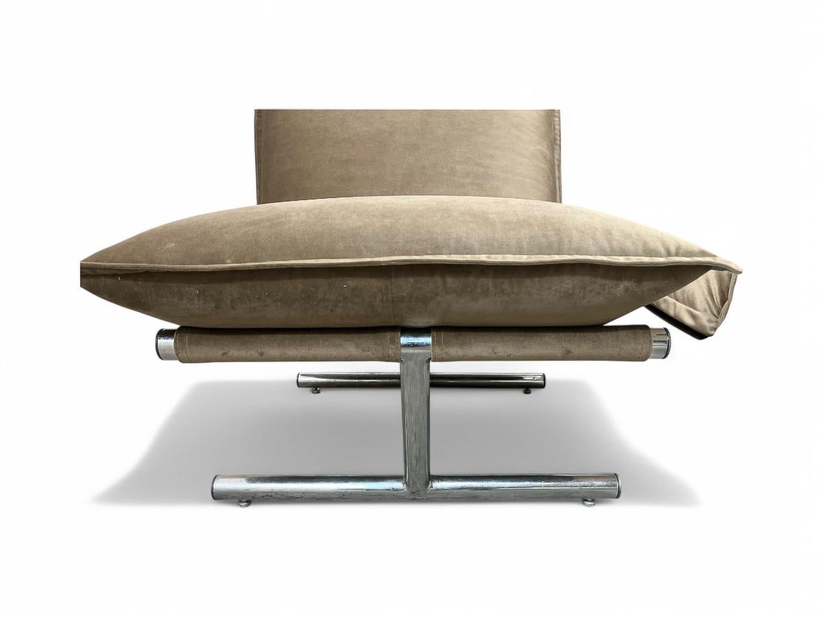 Paar brasilianische moderne Loungesessel aus Samt und Metall, Novo Rumo, ca. 1970 im Angebot 2