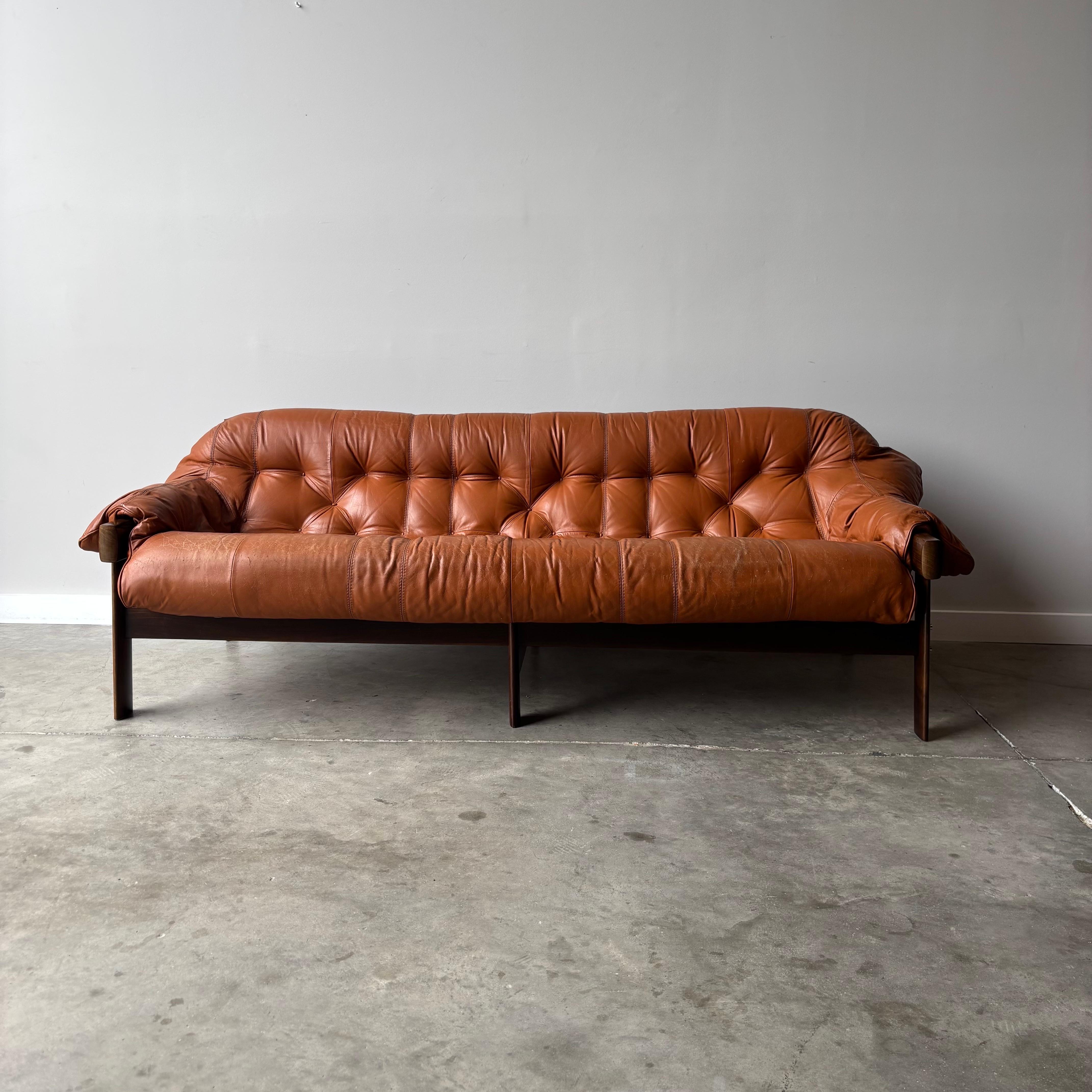 Brazilian Modern Percival Lafer MP-41 Sofa For Sale 6