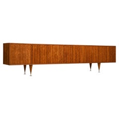 Brazilian Modern Reeded Credenza in Caviúna Wood by Giuseppe Scapinelli, Brazil