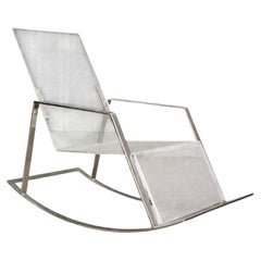 Sedia a dondolo moderna brasiliana in metallo e acrilico, sconosciuta, 1970