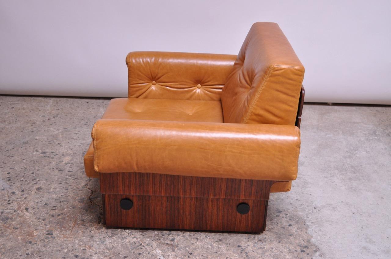 Brazilian Modern Rosewood and Leather Modular Sofa or Settees 2