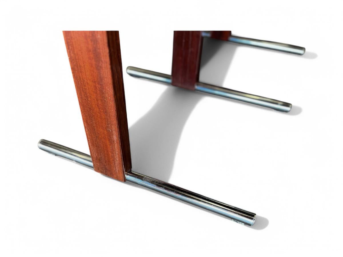 Set di 4 sedie moderne brasiliane in legno, metallo e ciniglia, Percival Lafer in vendita 9