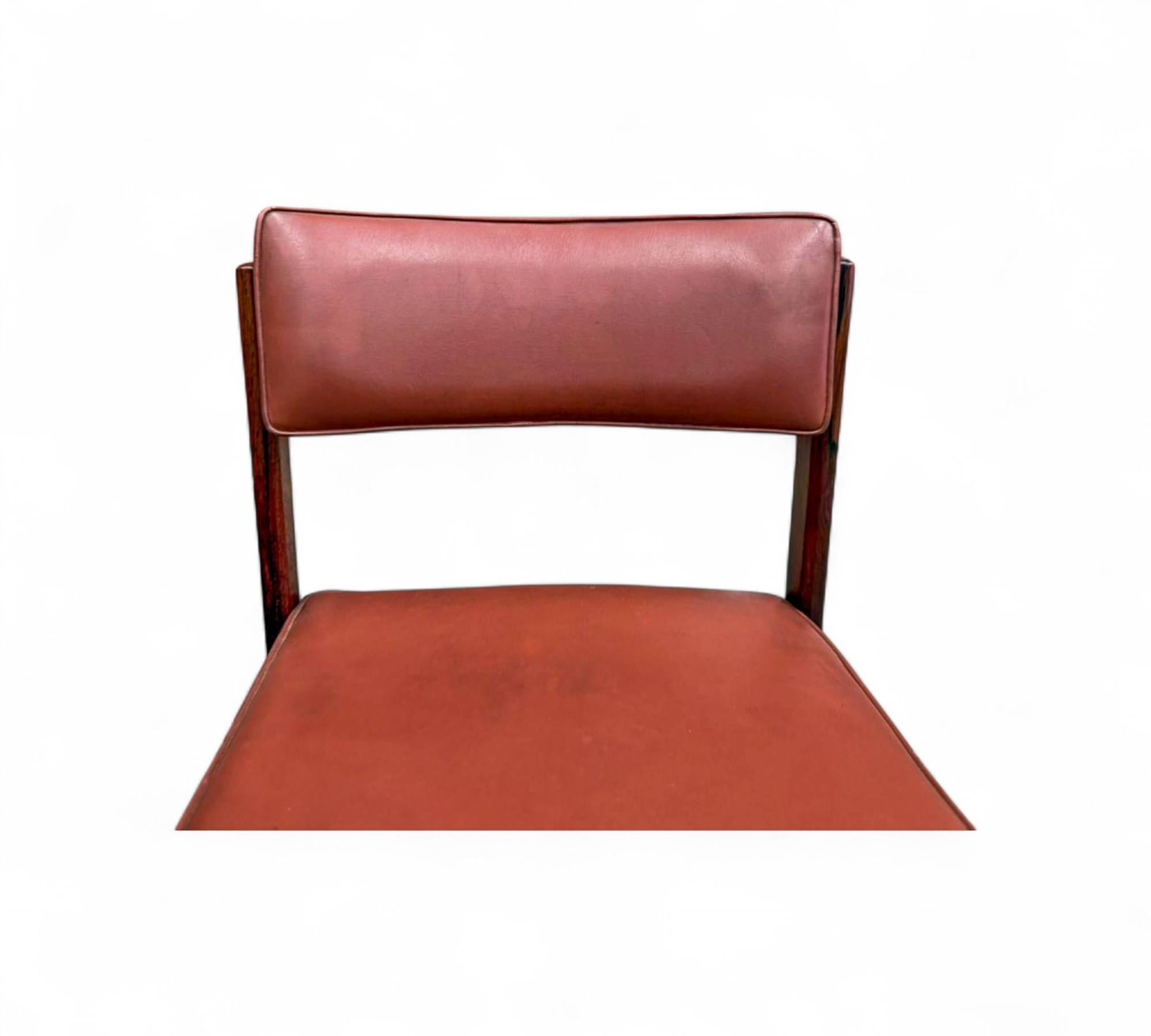 Set moderno brasiliano di 5 sedie da pranzo 