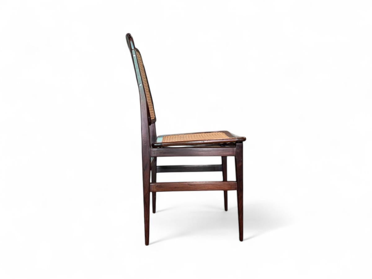 Canne Ensemble Modernity brésilien de 6 chaises en bois dur et en canne, Unknown, c.1960s en vente