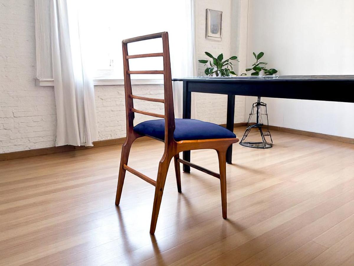 Ensemble de 8 chaises modernes brésiliennes en Wood & C Fabrice, Giuseppe Scapinelli, c.1950s en vente 5