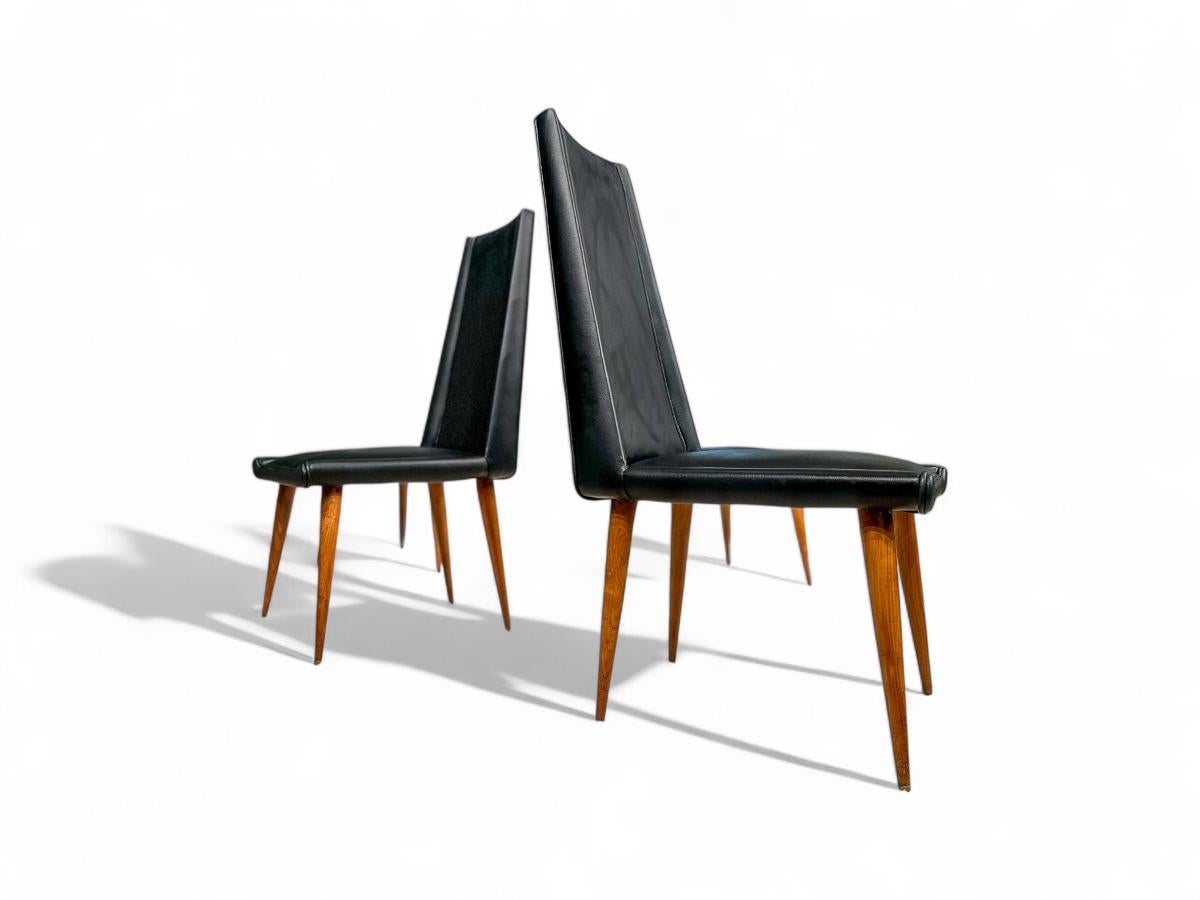 Mid-Century Modern Ensemble de chaises modernes brésiliennes en bois dur et cuir, Giuseppe Scapinelli, années 1950 en vente