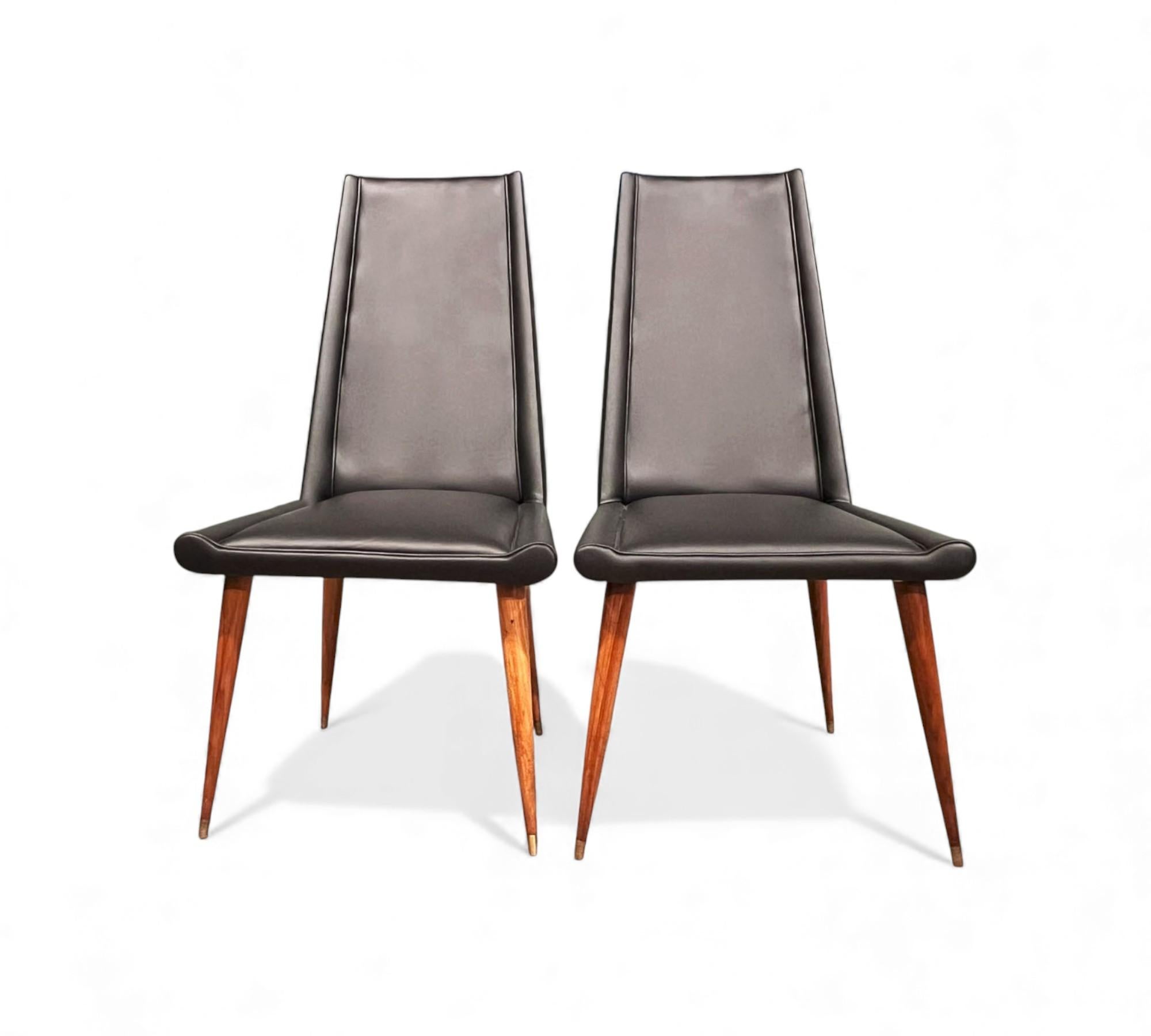 Travail du bois Brazilian Modern Set of Chairs in Hardwood & Leather, Giuseppe Scapinelli, 1950s en vente