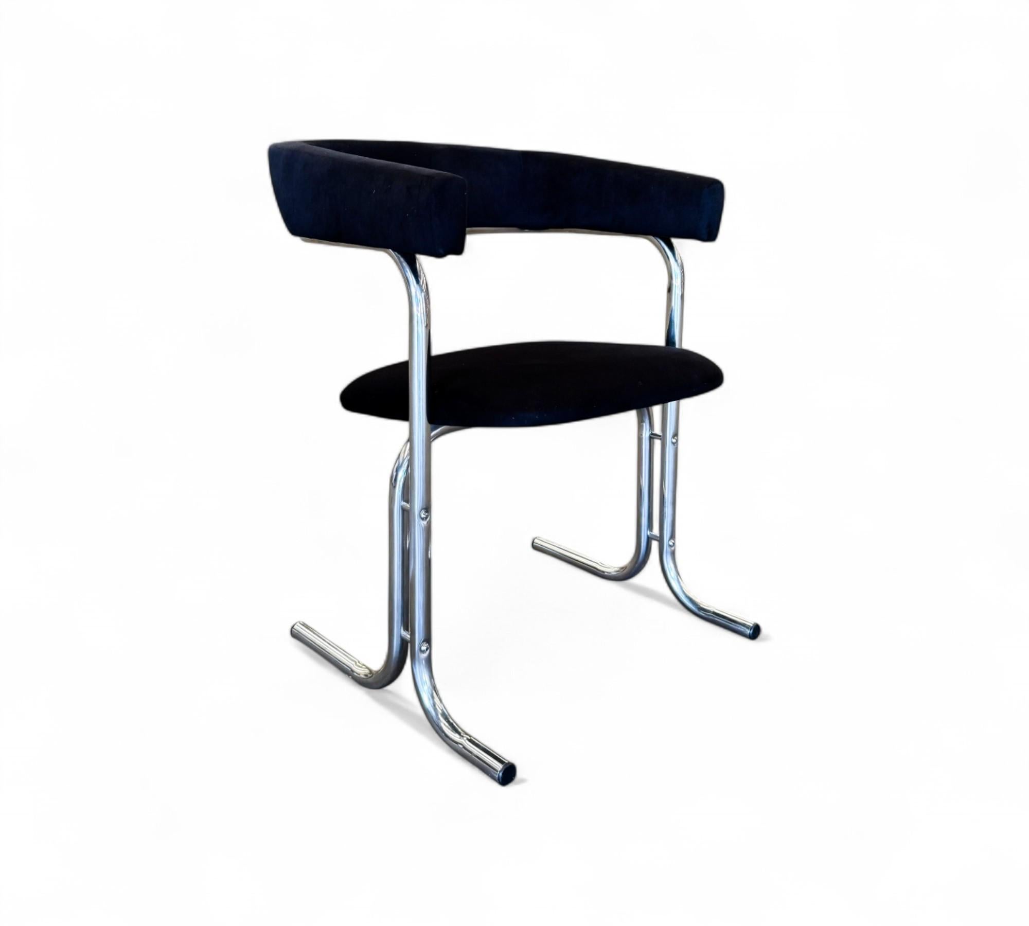 Set di cinque sedie moderne brasiliane in cromo e tessuto, Pozza Moveis 1960 in vendita 7