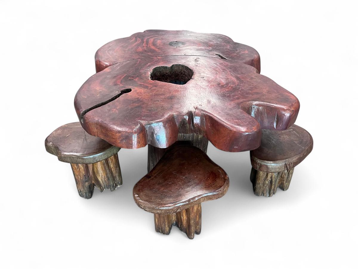 Mid-Century Modern Ensemble de table et six tabourets rustiques brésiliens en bois de Pékin, 1970 en vente