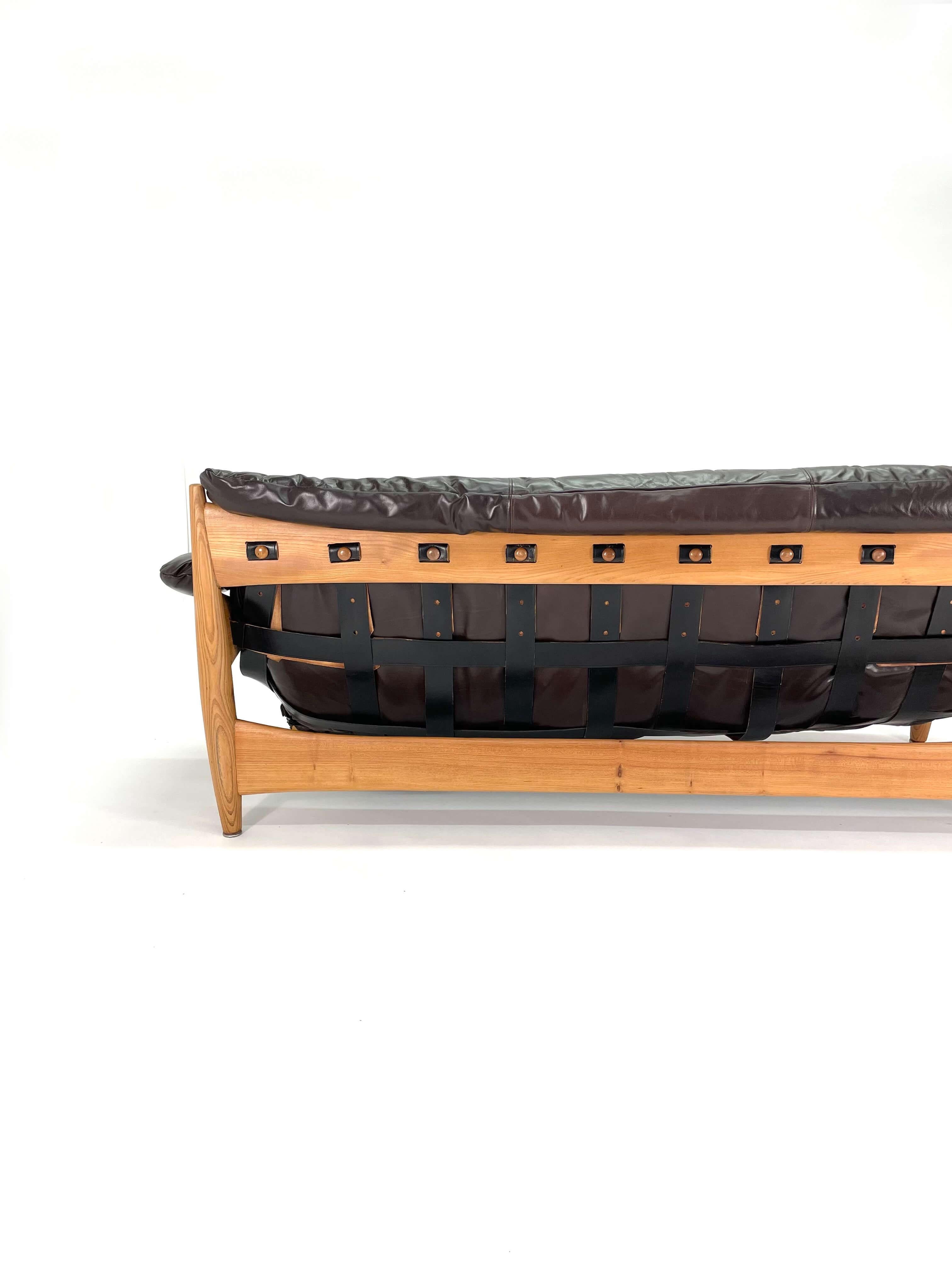 Brazilian Modern 'Sheriff' Sofa in Dark Espresso Leather by Sergio Rodrigues , C For Sale 8