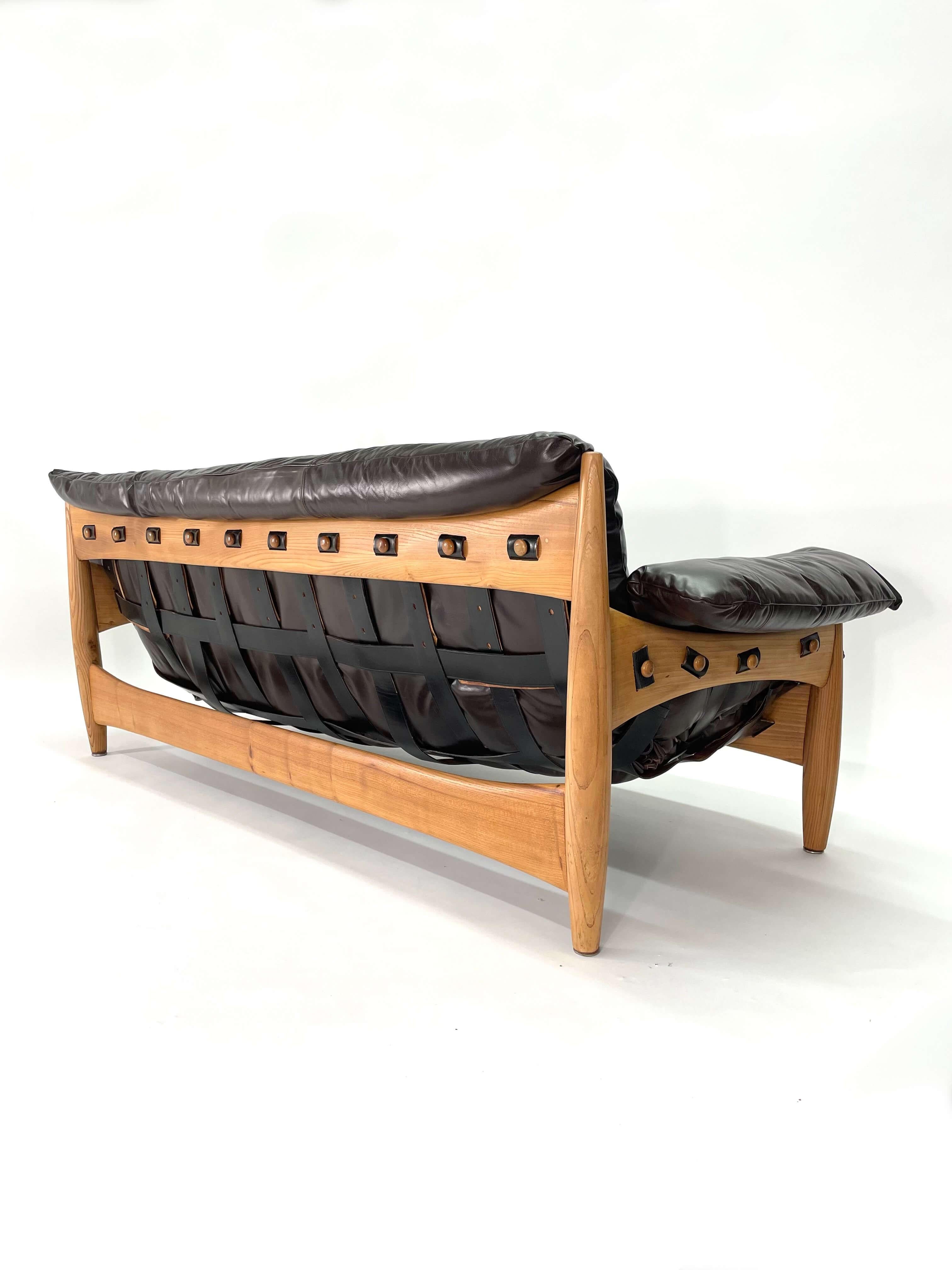 Brazilian Modern 'Sheriff' Sofa in Dark Espresso Leather by Sergio Rodrigues , C For Sale 9