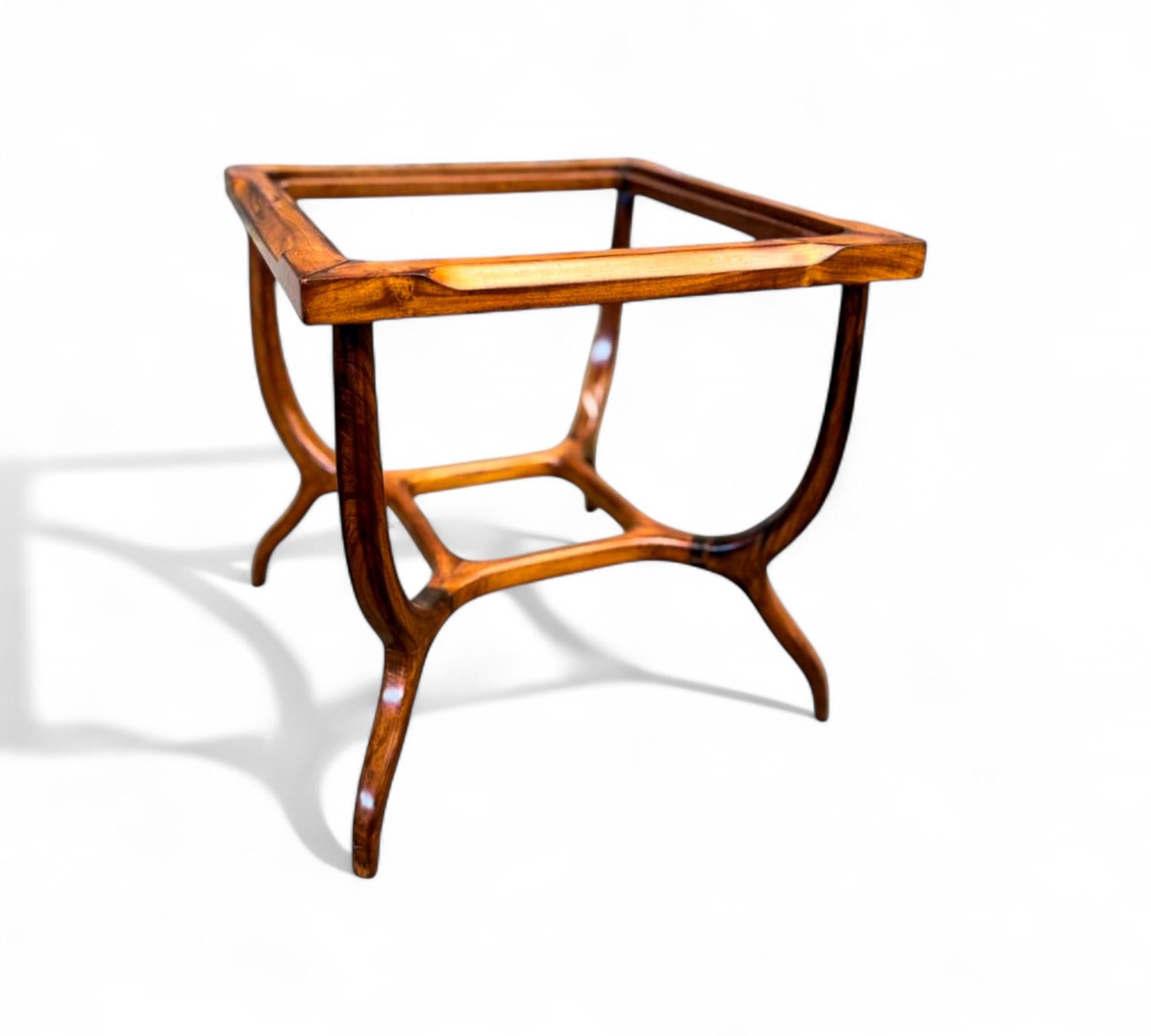 Brazilian Modern Side Table in Caviuna & Marble, Giuseppe Scapinelli, 1950s In Good Condition For Sale In New York, NY