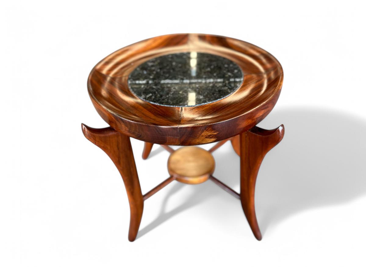 Brésilien Table d'appoint moderne brésilienne en bois dur et granit noir, Giuseppe Scapinelli en vente