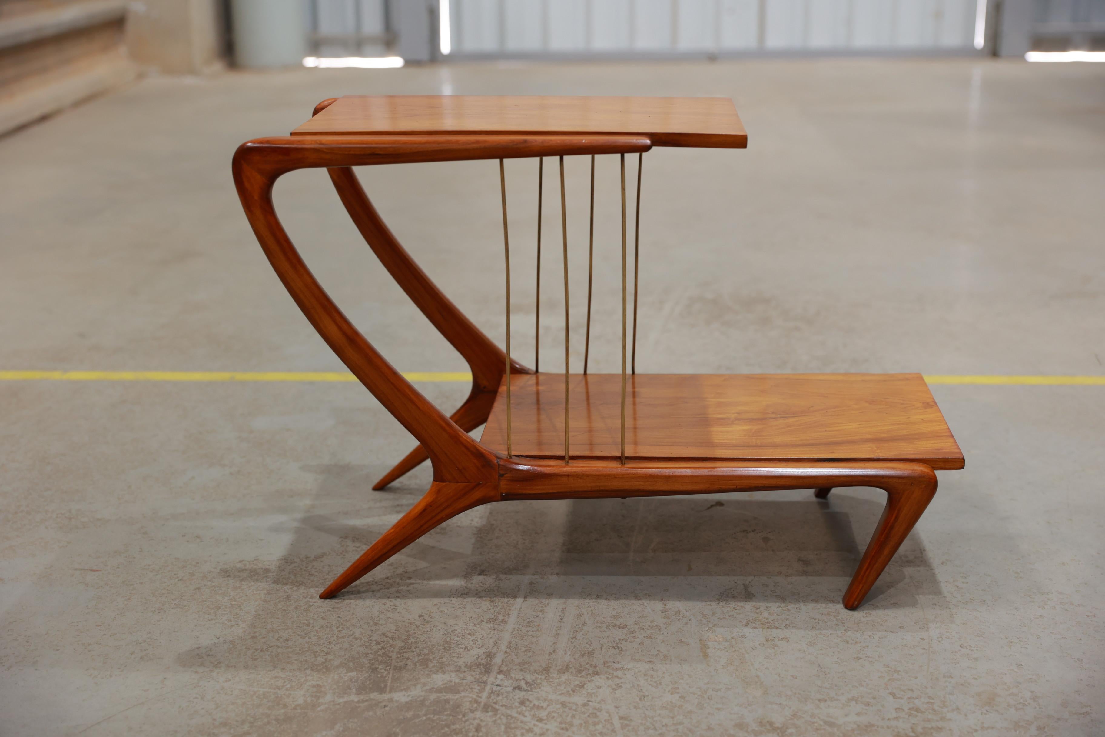 Mid-Century Modern Brazilian Modern Side Table in Hardwood by Giuseppe Scapinelli, 1950s, Brazil For Sale