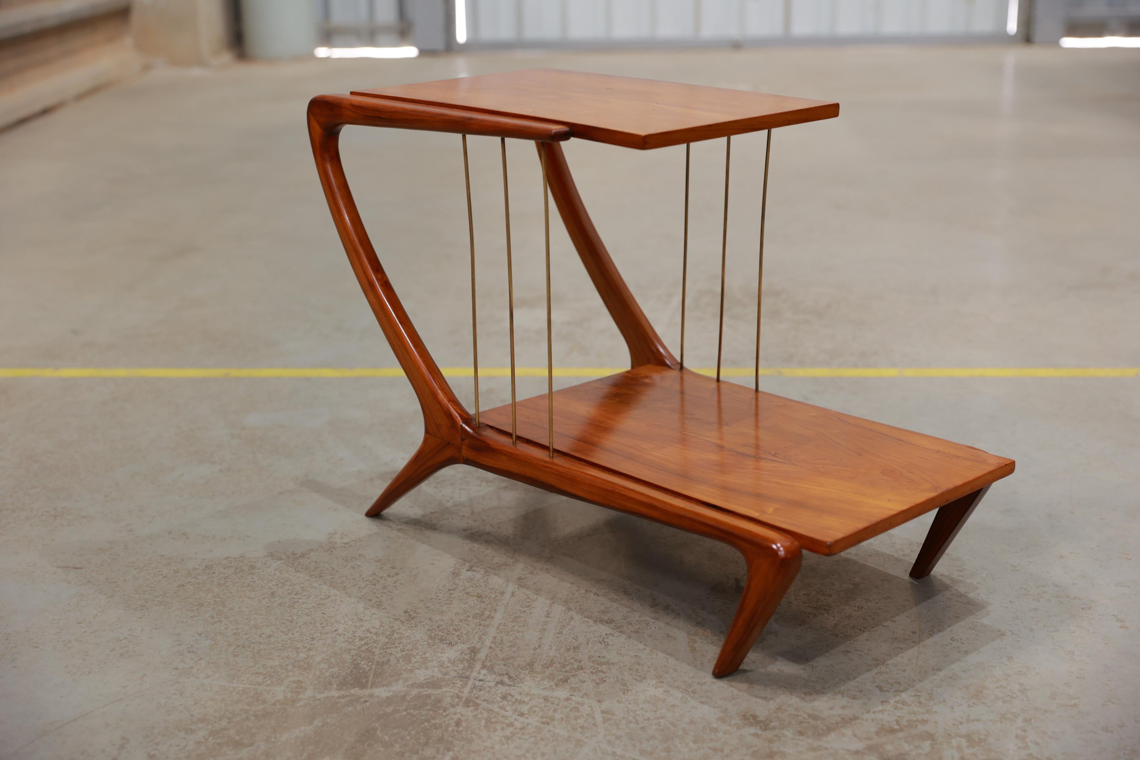 Woodwork Brazilian Modern Side Table in Hardwood by Giuseppe Scapinelli, 1950s, Brazil For Sale