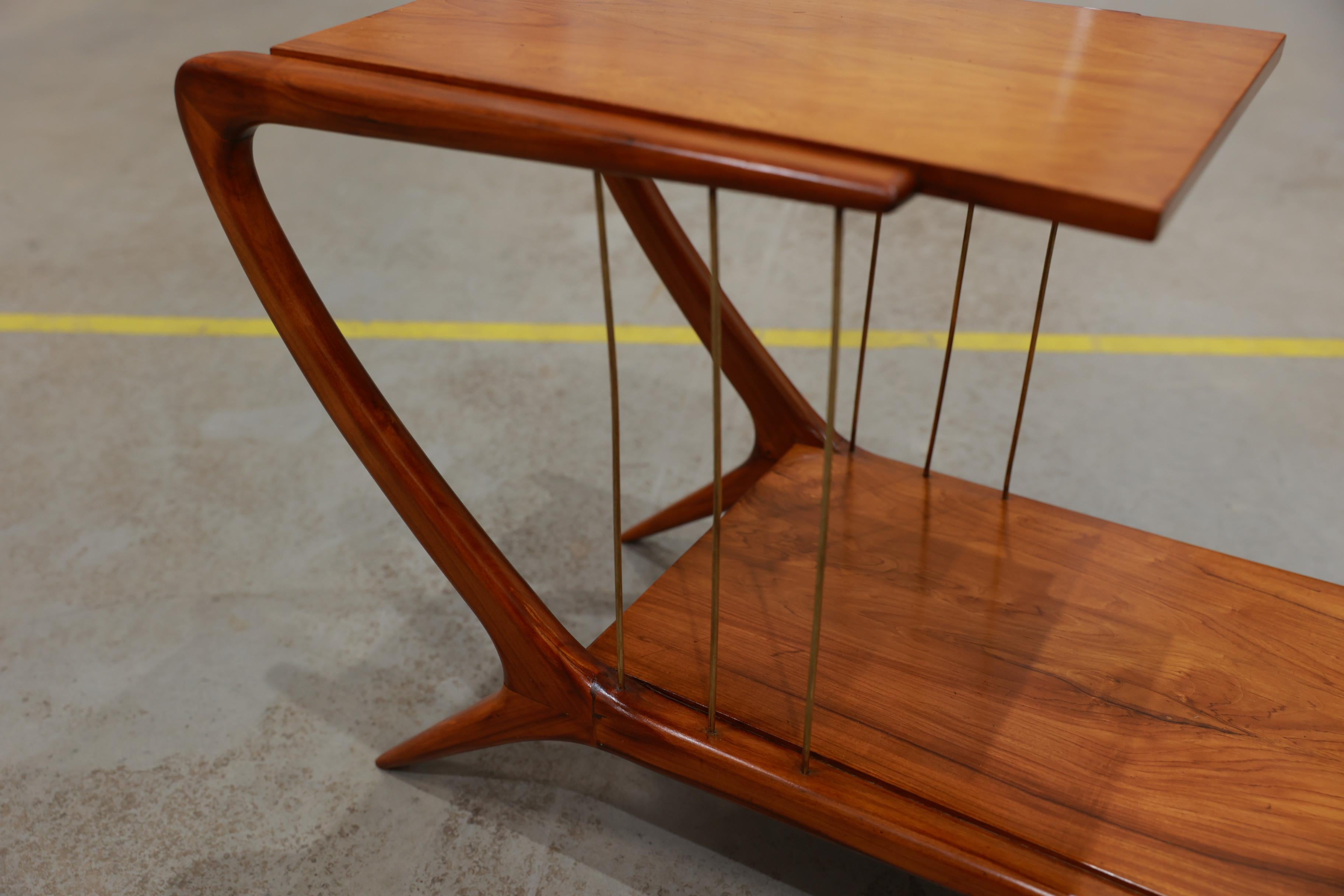 Mid-20th Century Brazilian Modern Side Table in Hardwood by Giuseppe Scapinelli, 1950s, Brazil For Sale