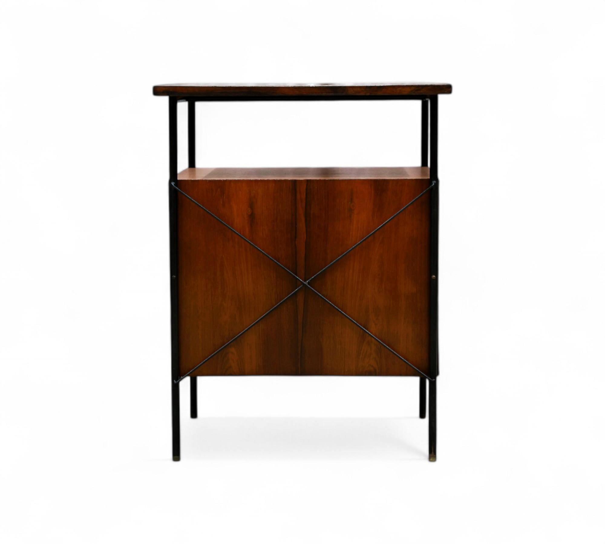 Brazilian Modern Side Table in Metal, Hardwood & Formica, Geraldo de Barros 1950 In Good Condition For Sale In New York, NY