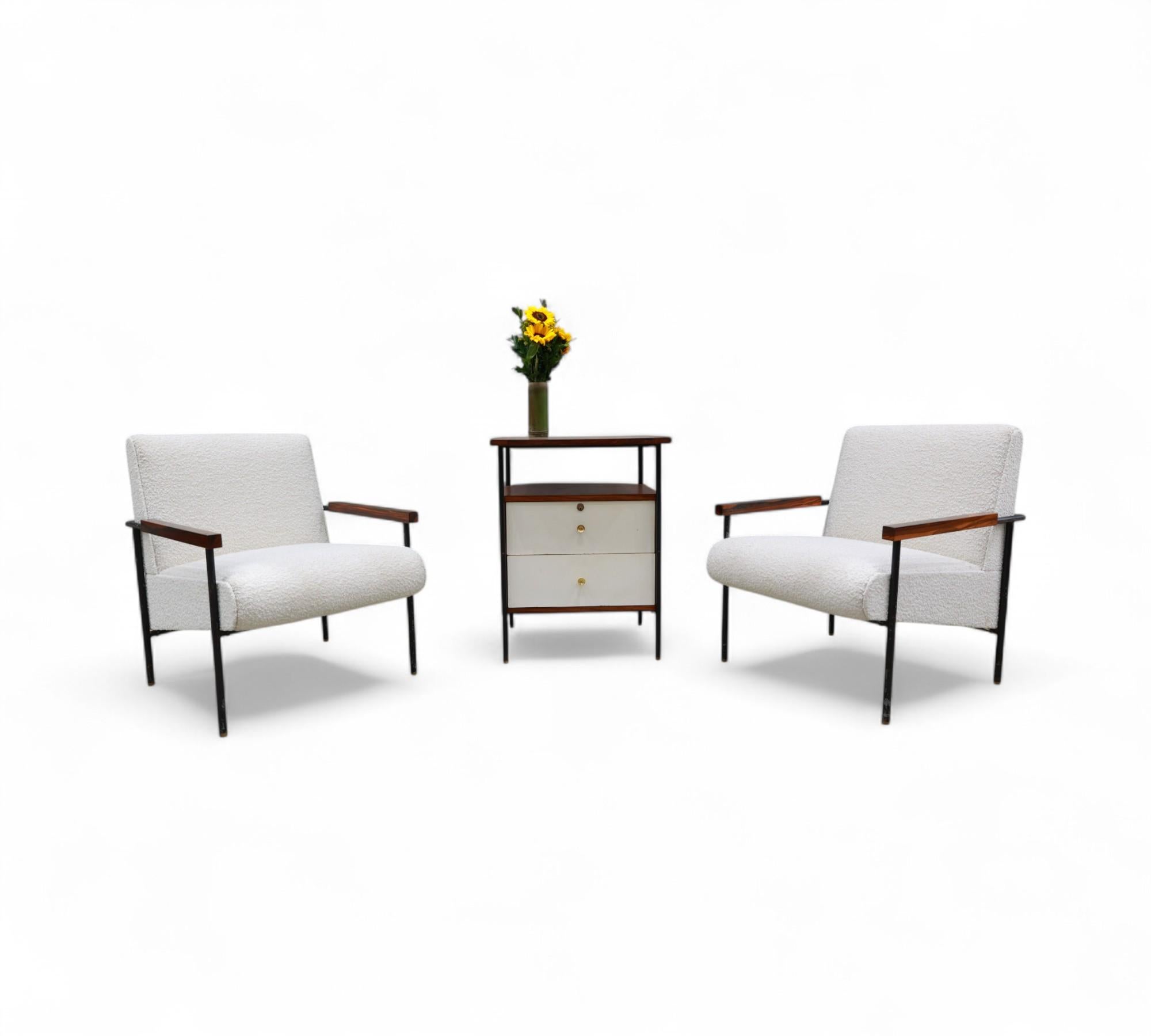 Brazilian Modern Side Table in Metal, Hardwood & Formica, Geraldo de Barros 1950 For Sale 1