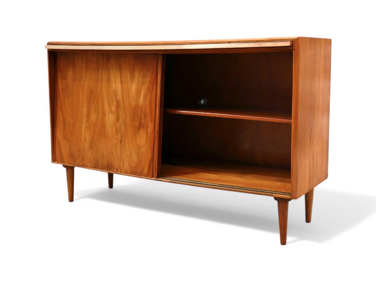 Brazilian Modern Sideboard in Caviuna Wood by Carlo Hauner & Martin Eisler, 1950 In Good Condition For Sale In New York, NY