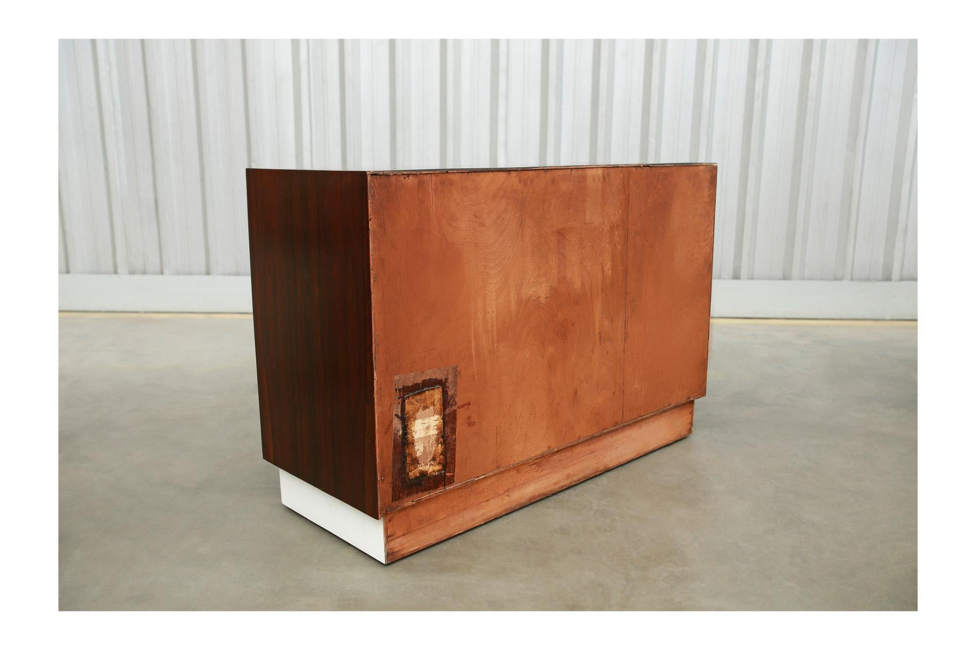 Formica Buffet moderne brésilien en bois dur par Ando & Cia, Brésil, années 1960 en vente