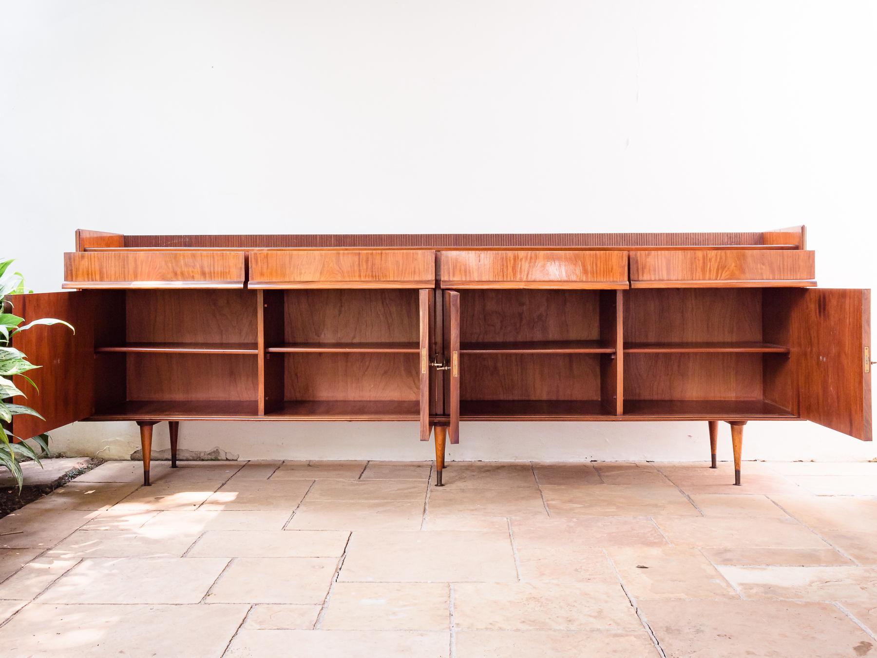 Brazilian Modern Sideboard in Hardwood, Designed by Giuseppe Scapinelli In Good Condition In Sao Paulo, SP